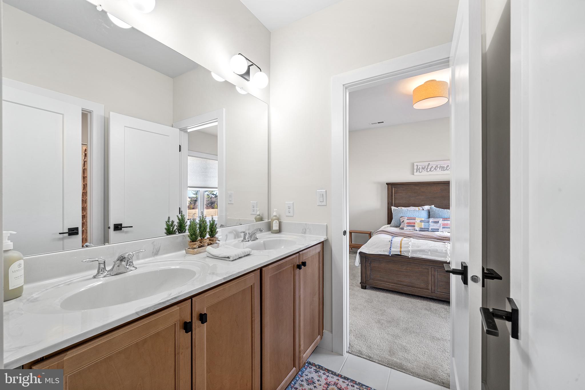 RESERVE AT CENTER SQUARE - Residential