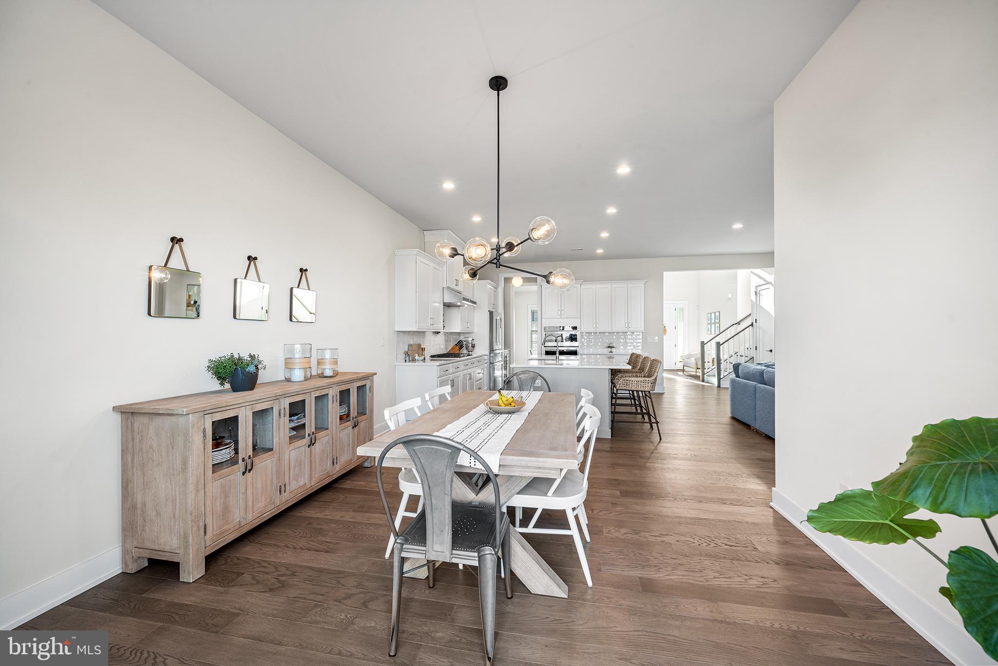 RESERVE AT CENTER SQUARE - Residential