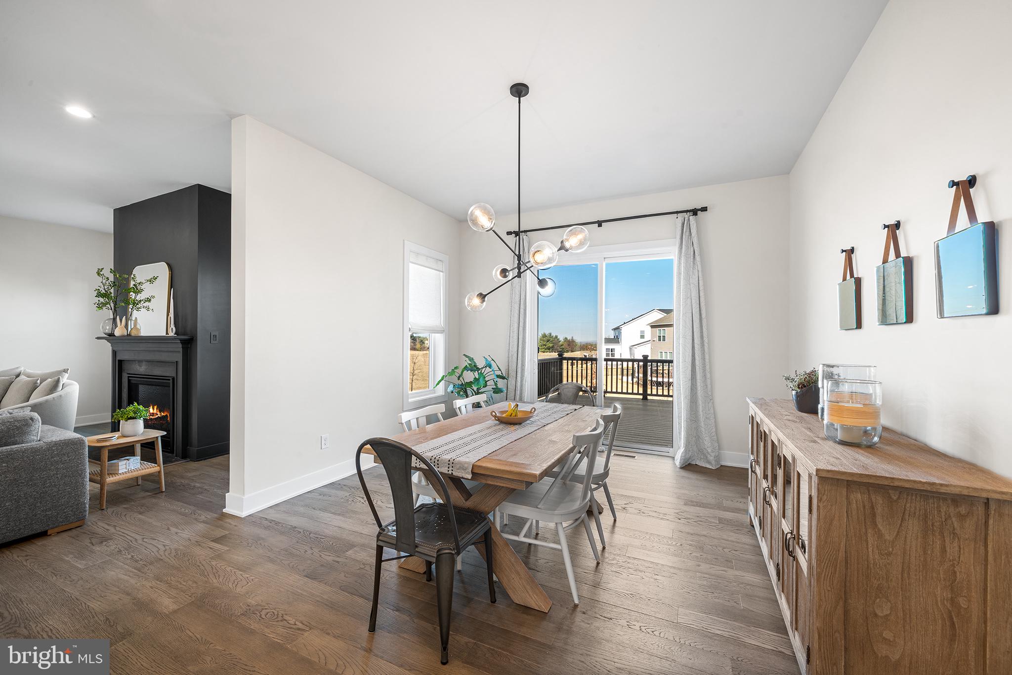 RESERVE AT CENTER SQUARE - Residential