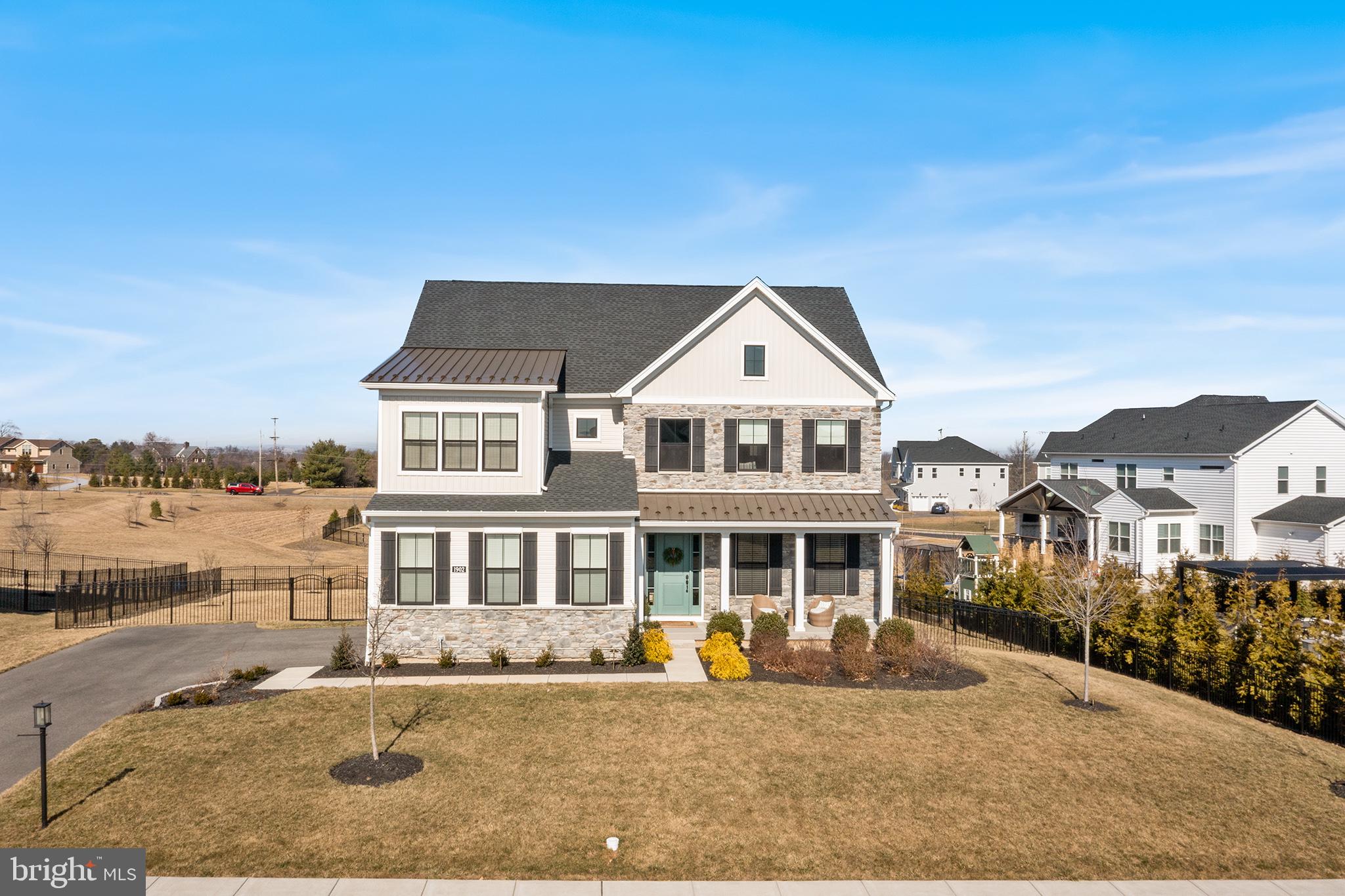 RESERVE AT CENTER SQUARE - Residential