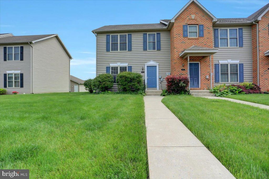 Photo of 1914 Ashley Drive, CHAMBERSBURG, PA 17201 (MLS # PAFL2031598)