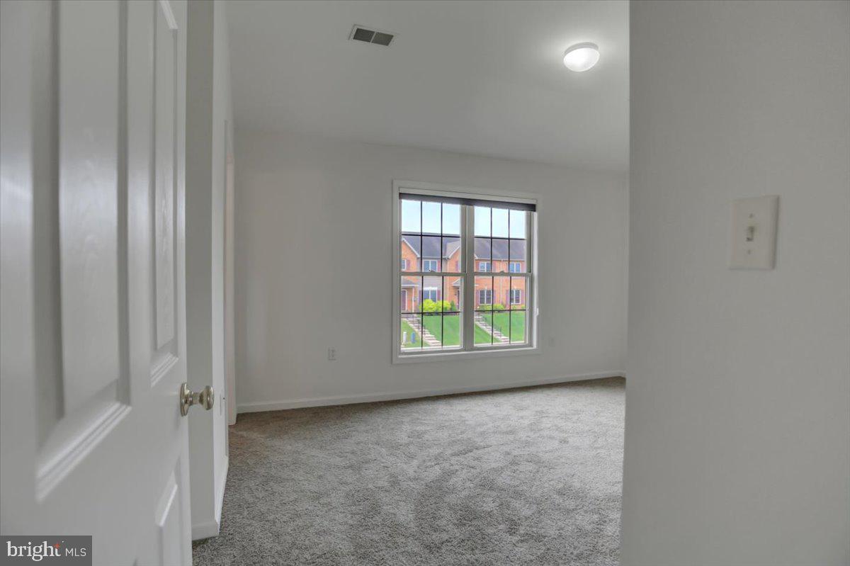 NICHOLSON SQUARE - Residential