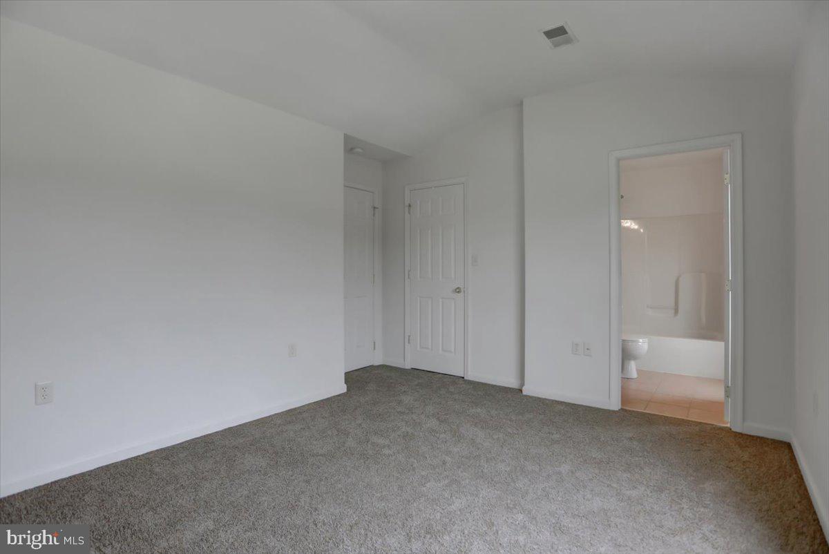 NICHOLSON SQUARE - Residential