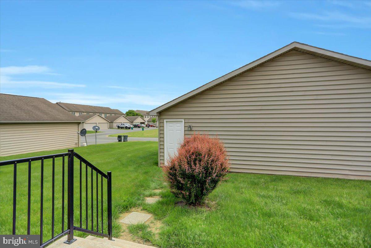 NICHOLSON SQUARE - Residential