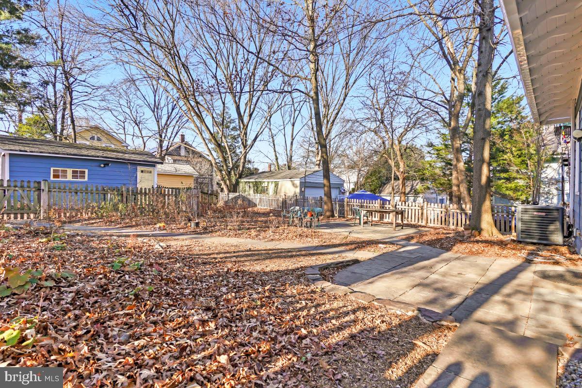 9 PHILADELPHIA AVENUE
