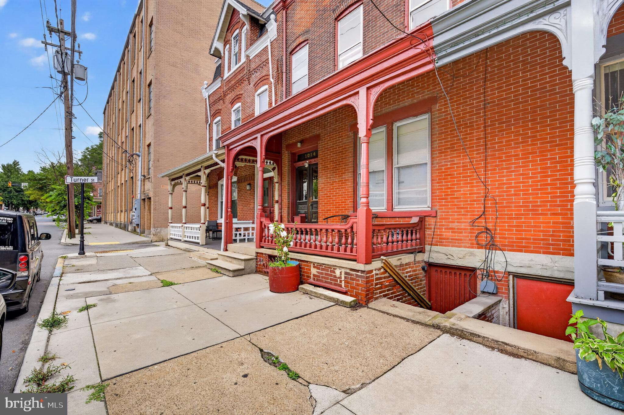 1014 W TURNER STREET