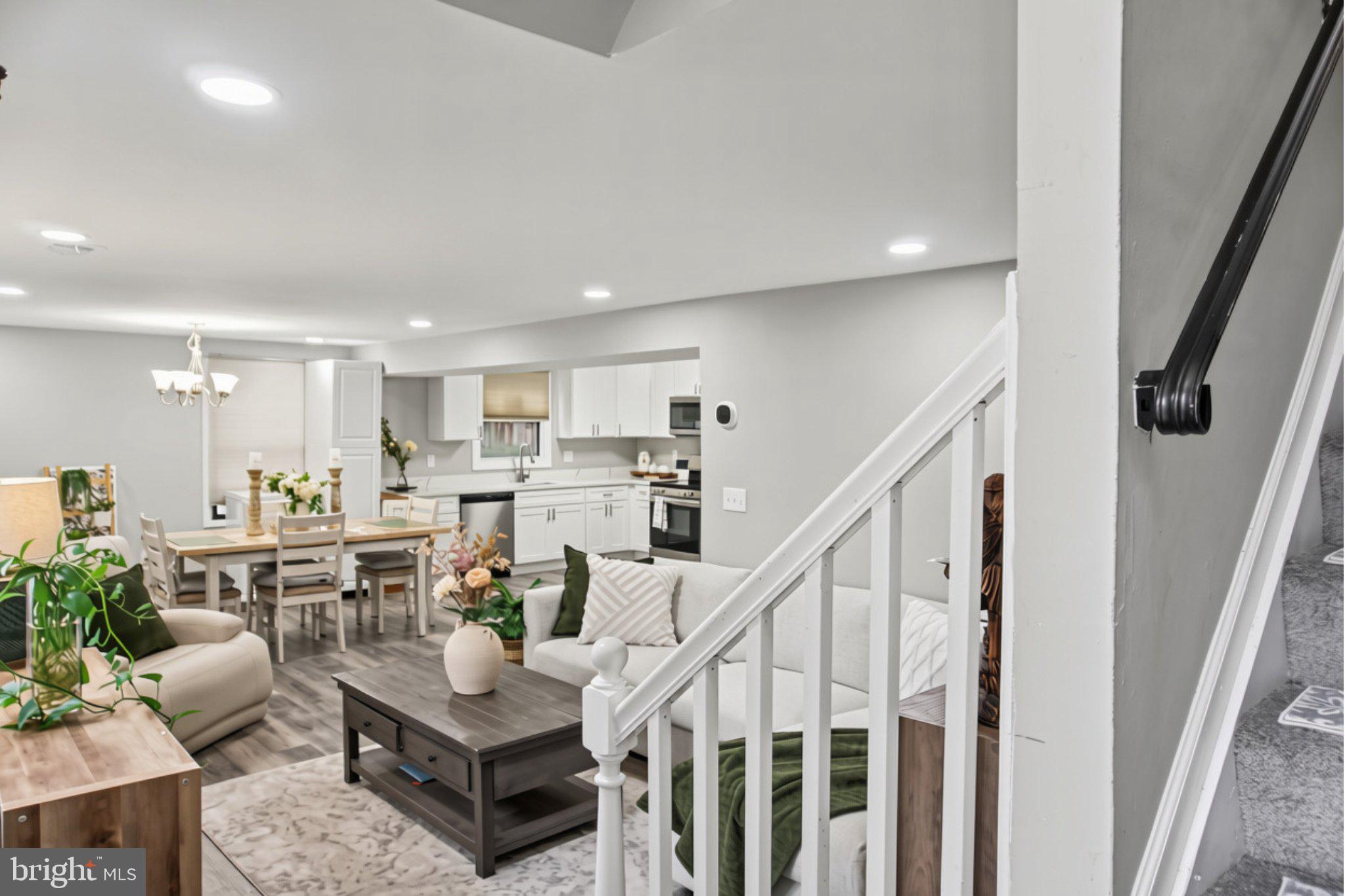 733 CHAPELGATE DRIVE