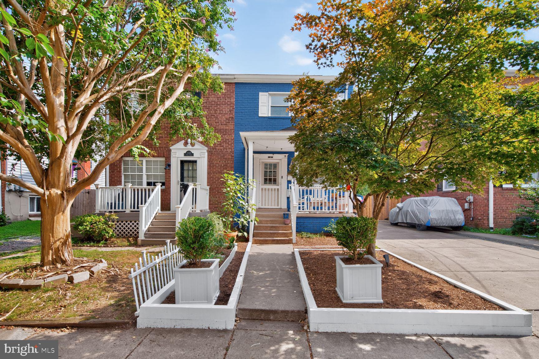 327 ASHBY STREET