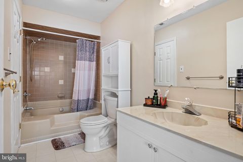 Tiny photo for 32 Brighton Place #BUILDING E, SEWELL, NJ 08080 (MLS # NJGL2071860)