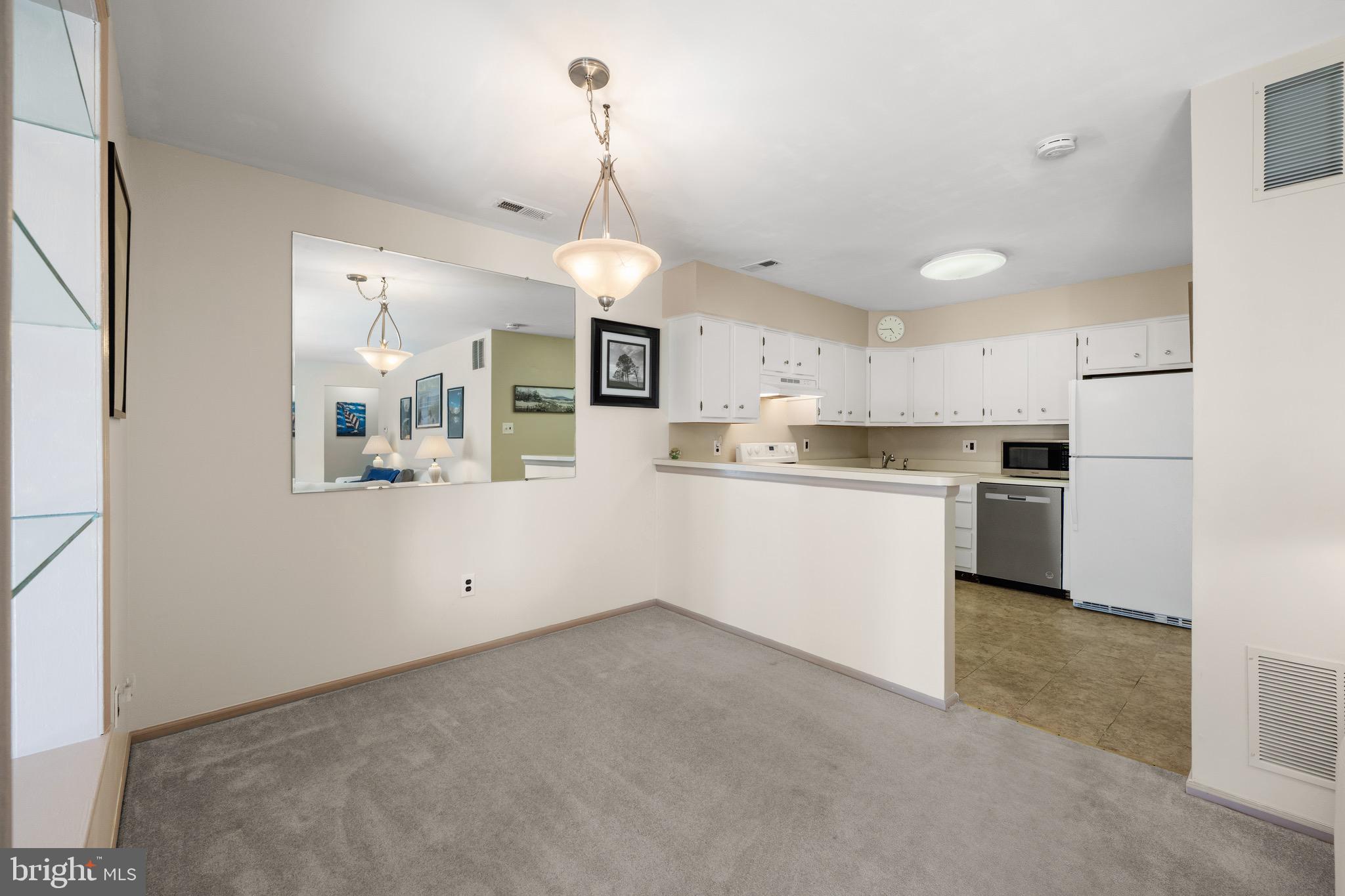 32 BRIGHTON PLACE BUILDING E