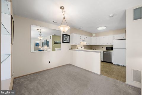 Tiny photo for 32 Brighton Place #BUILDING E, SEWELL, NJ 08080 (MLS # NJGL2071860)