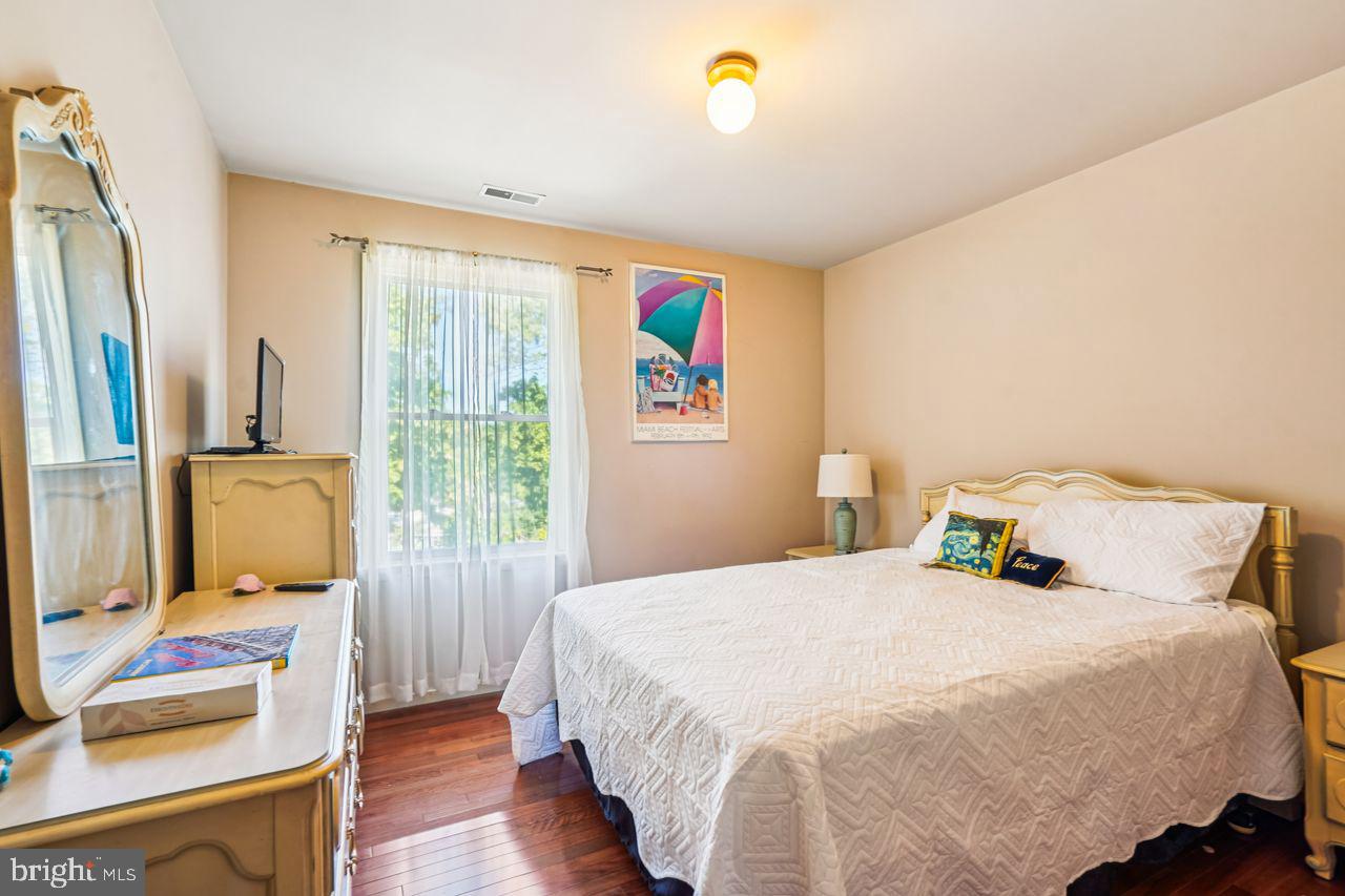 TAKOMA PARK - Residential