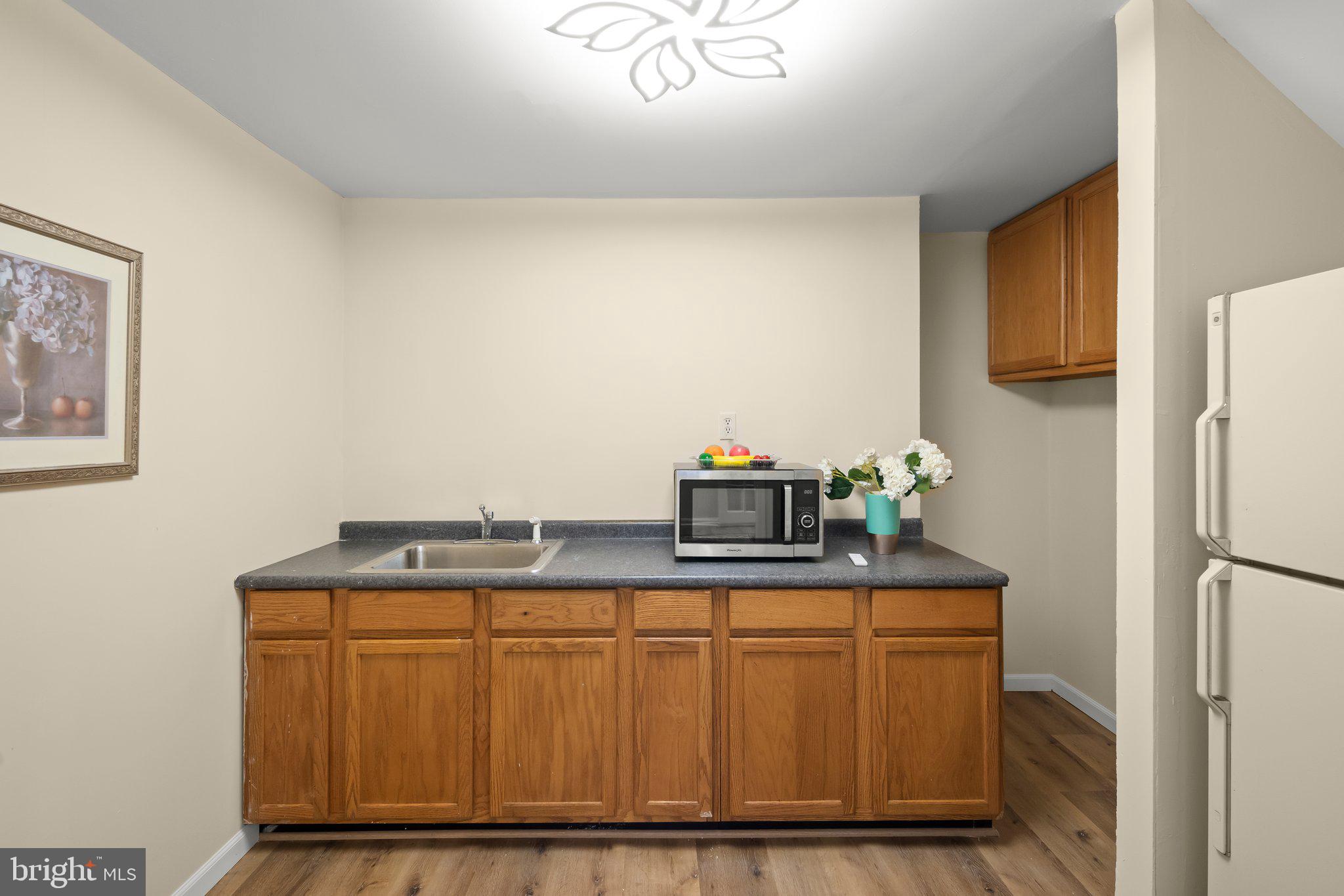 WEST FAIRLAND ESTATES - Residential