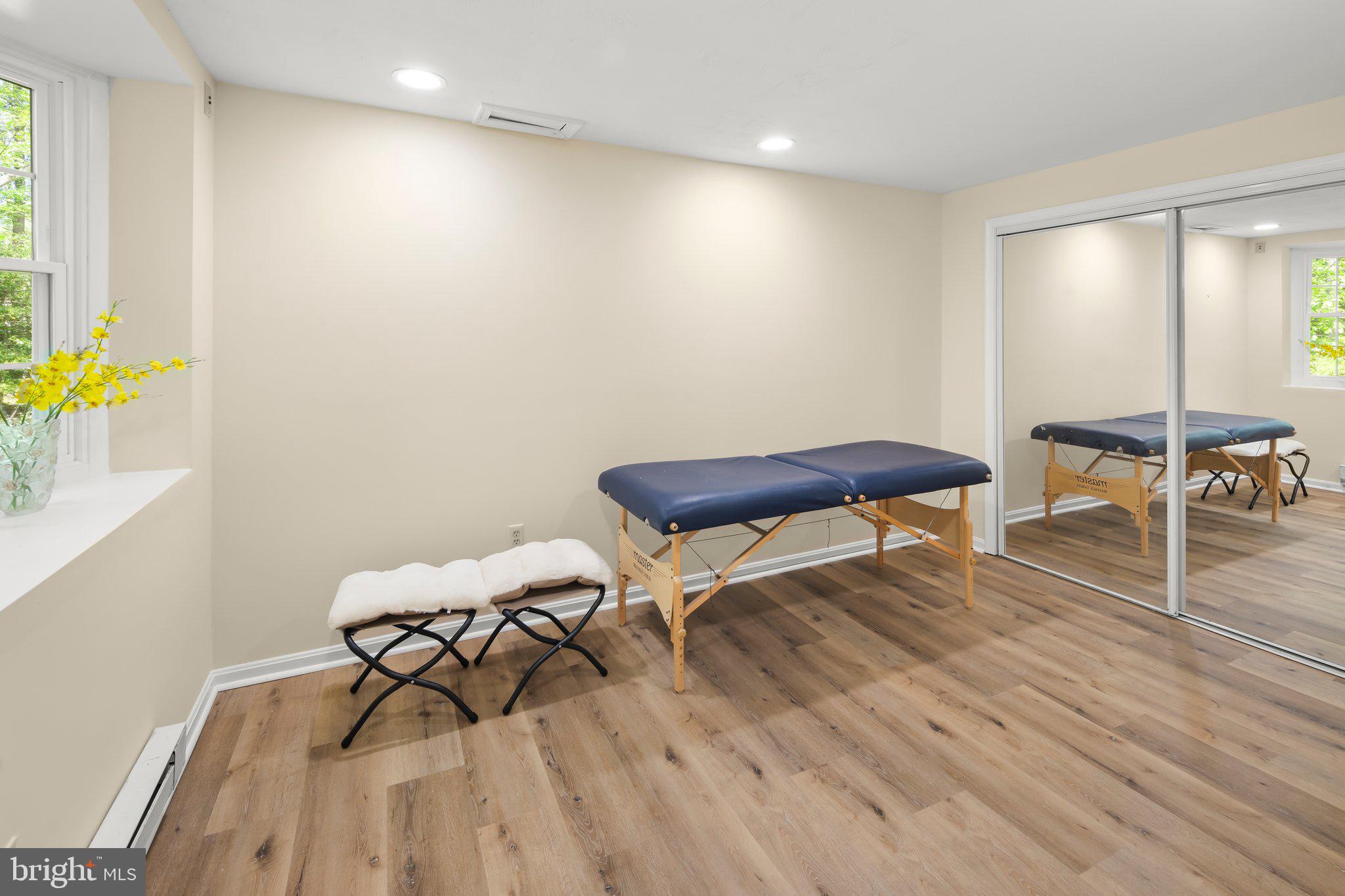 WEST FAIRLAND ESTATES - Residential