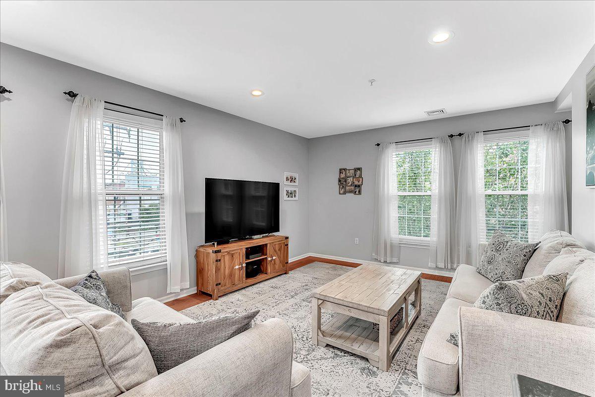 NORTHERN LIBERTIES - Residential Lease