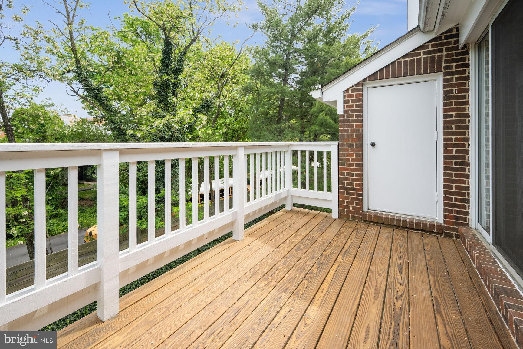 WINDGATE III - Residential