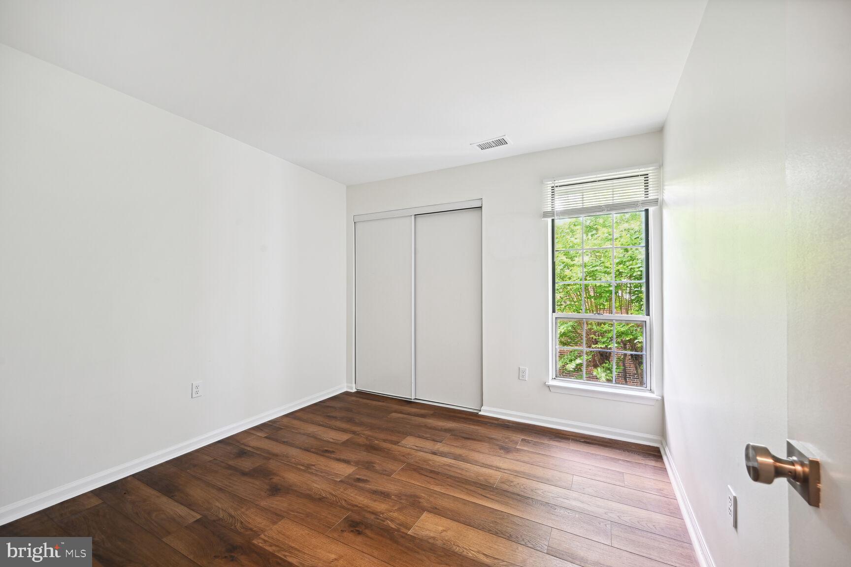 WINDGATE III - Residential