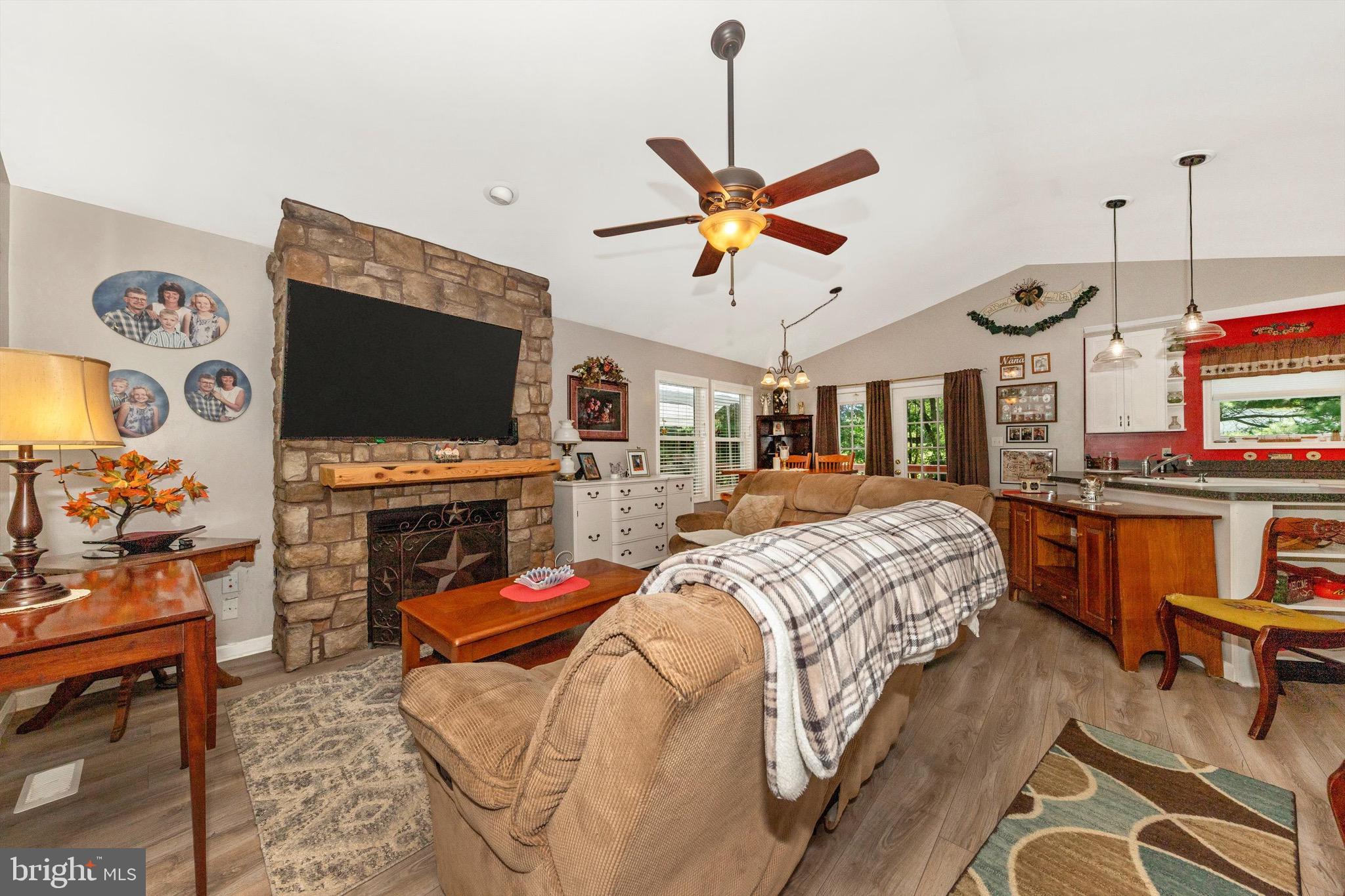 SLEEPY CREEK ORCHARD - Residential