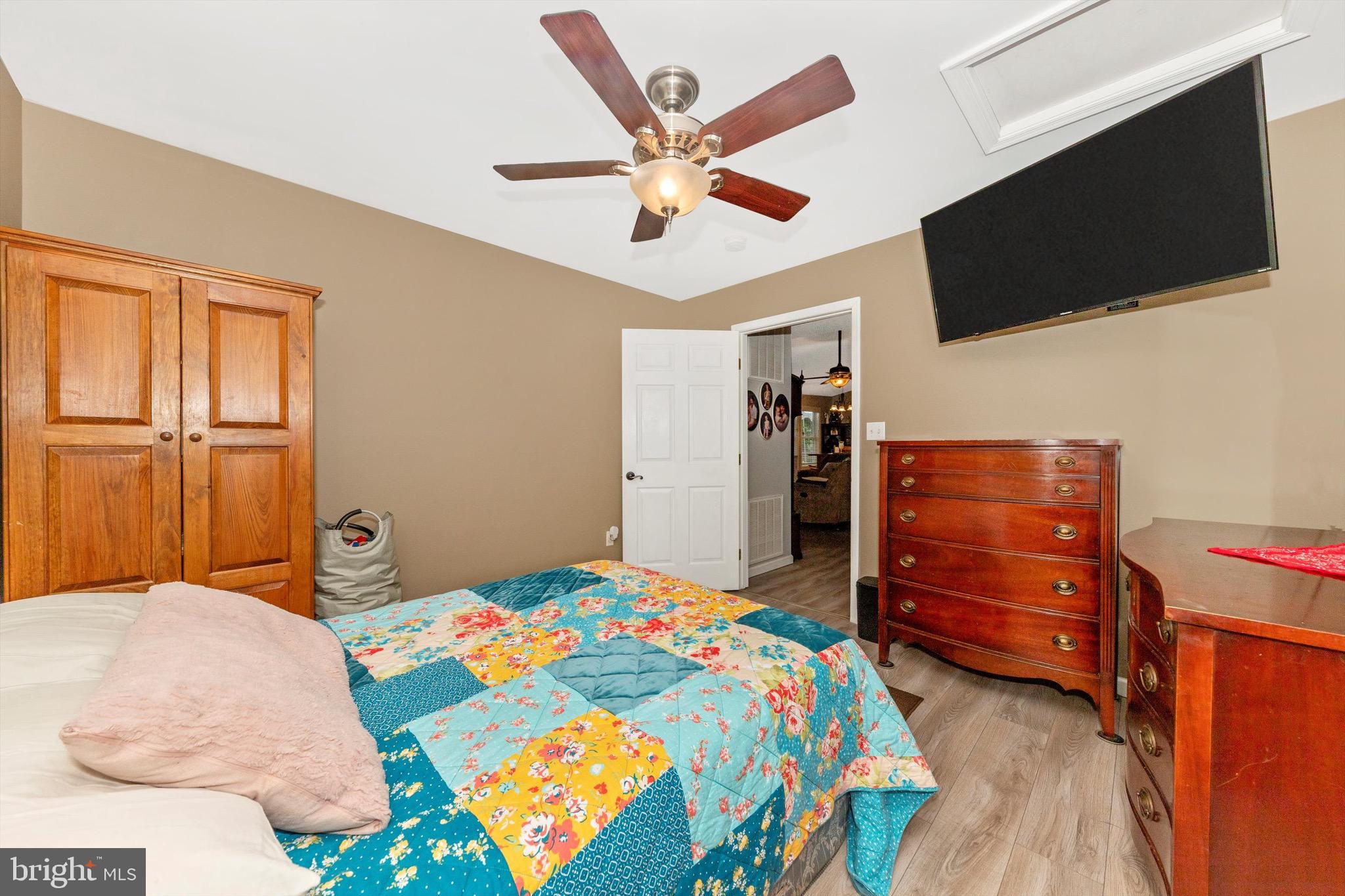 SLEEPY CREEK ORCHARD - Residential