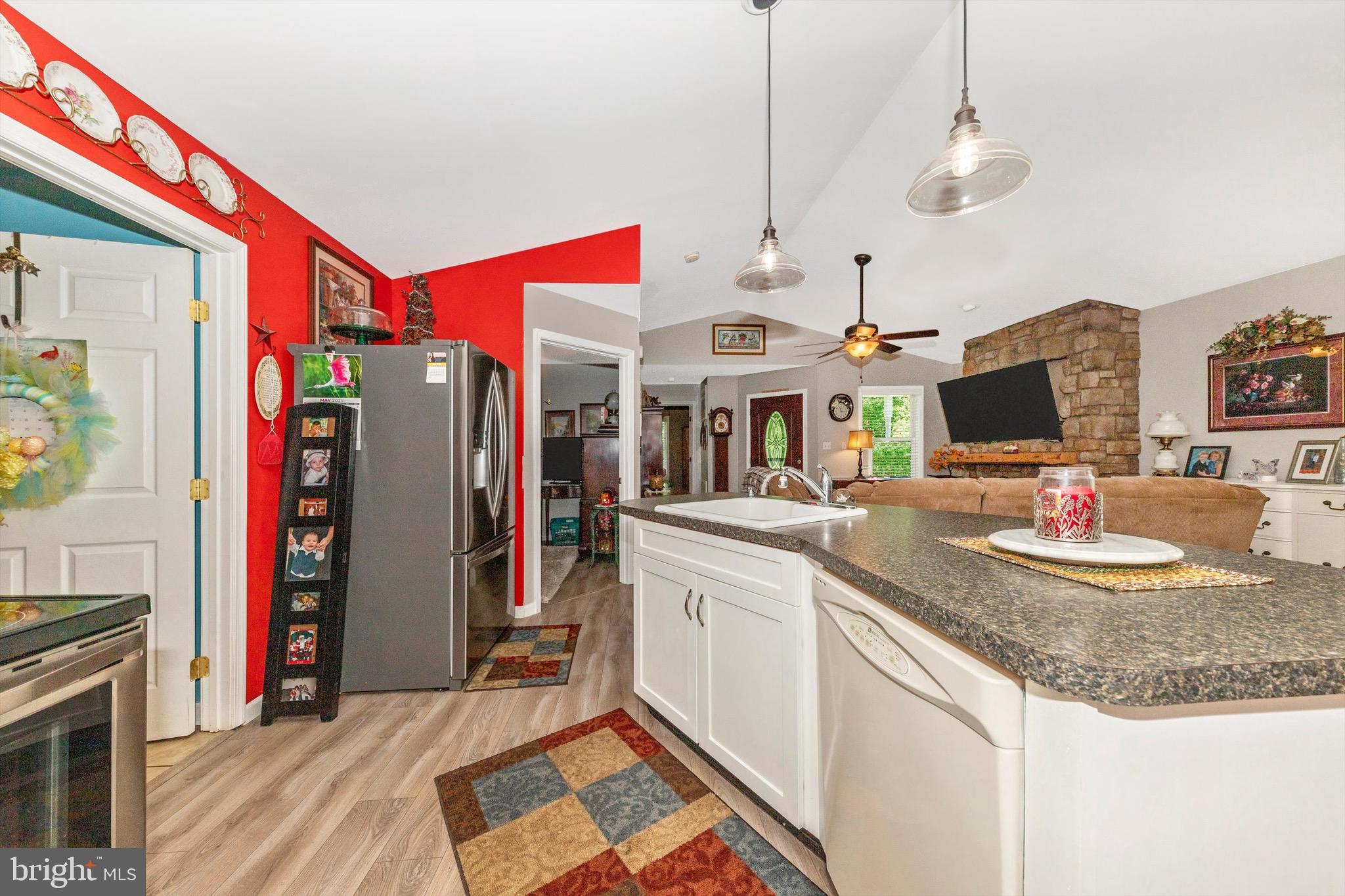 SLEEPY CREEK ORCHARD - Residential