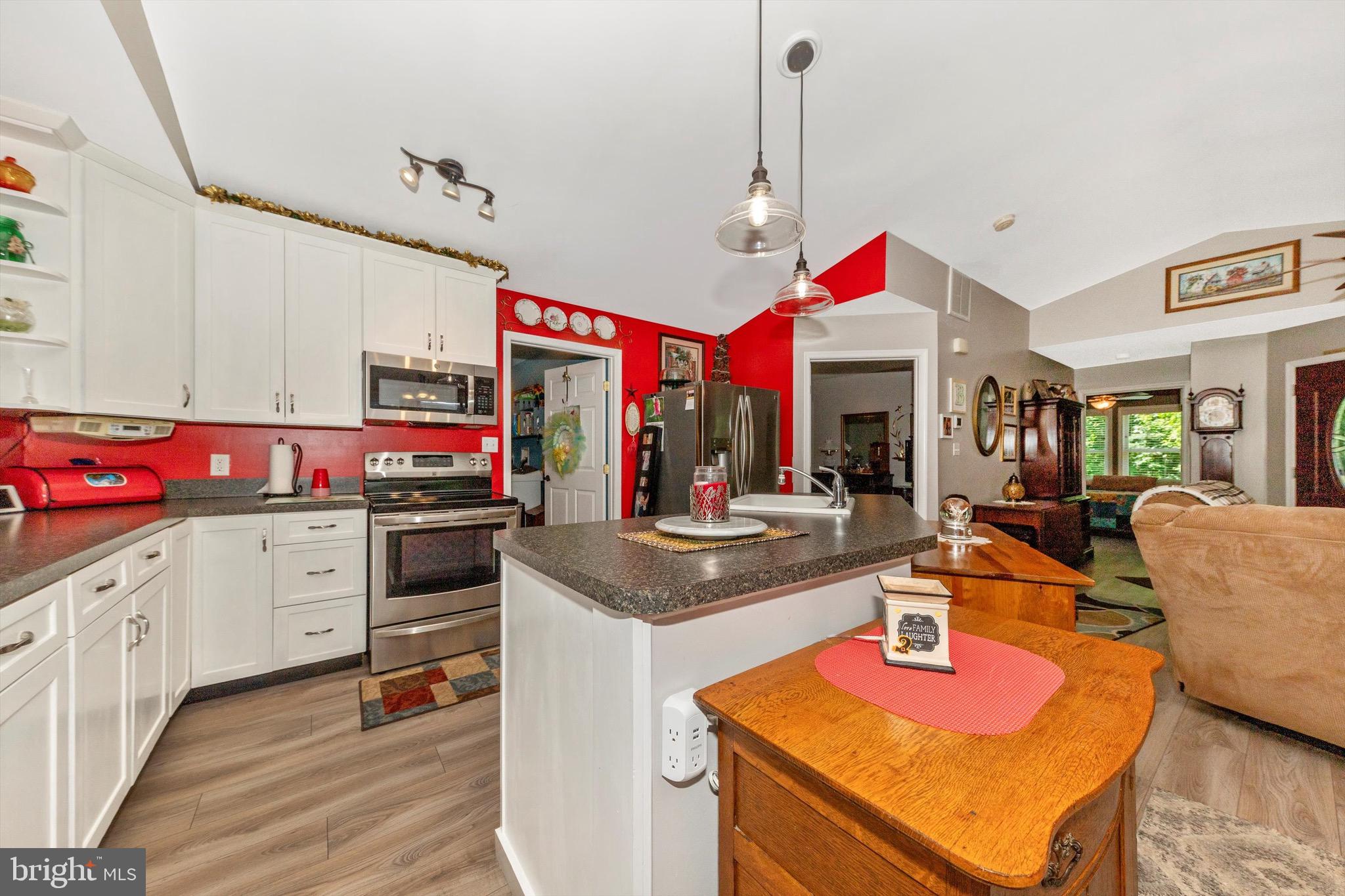 SLEEPY CREEK ORCHARD - Residential