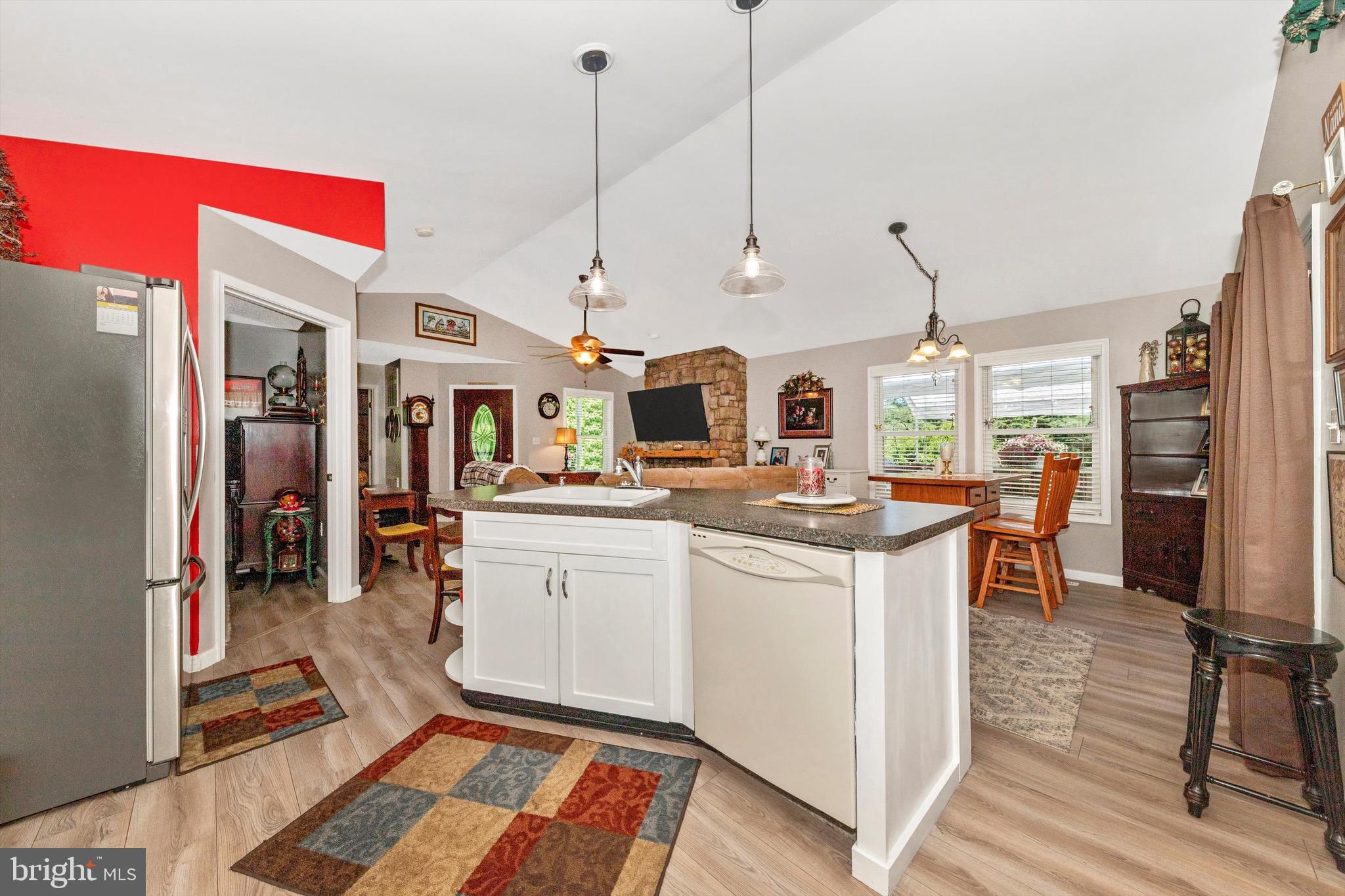 SLEEPY CREEK ORCHARD - Residential