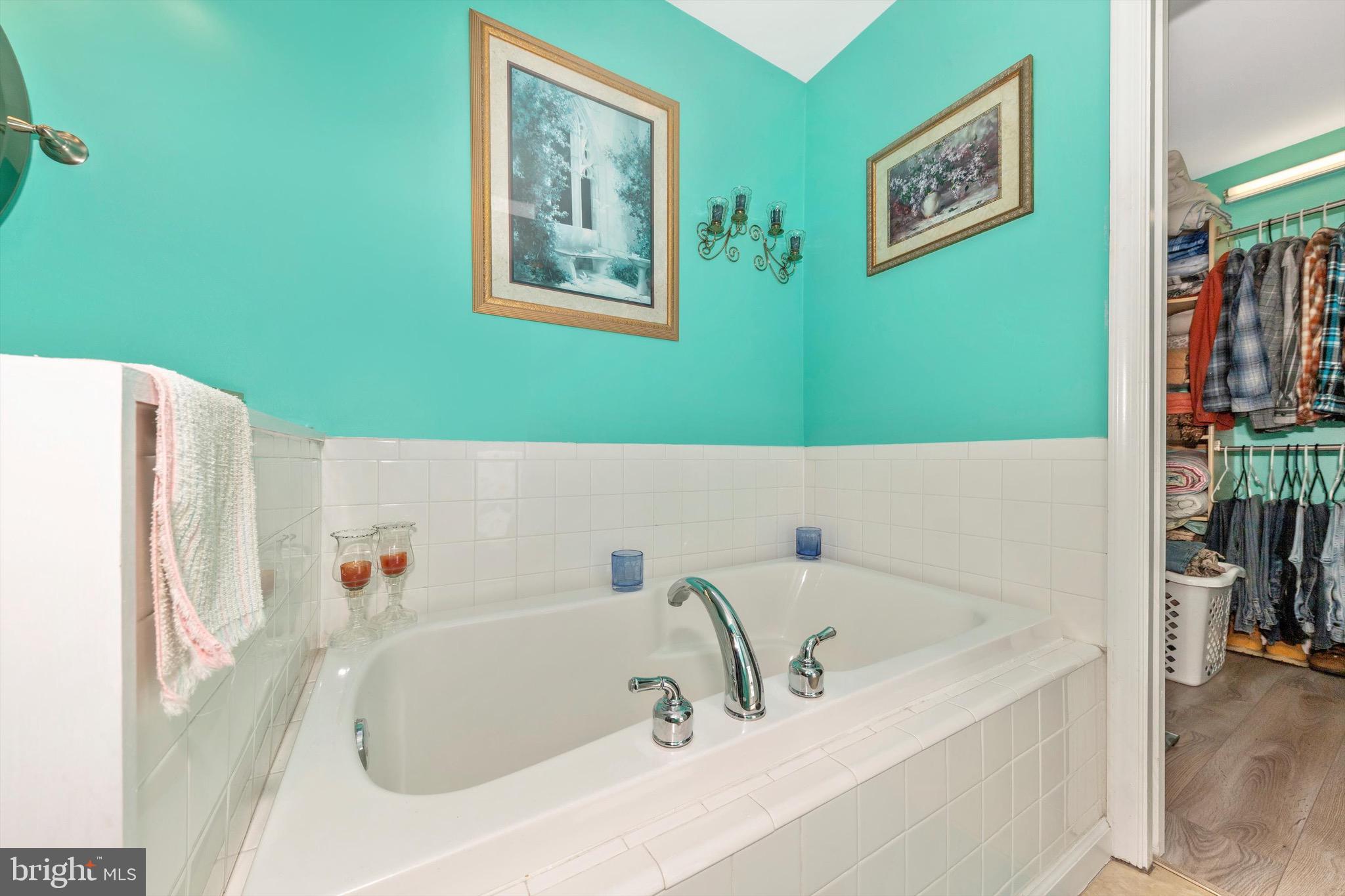 SLEEPY CREEK ORCHARD - Residential