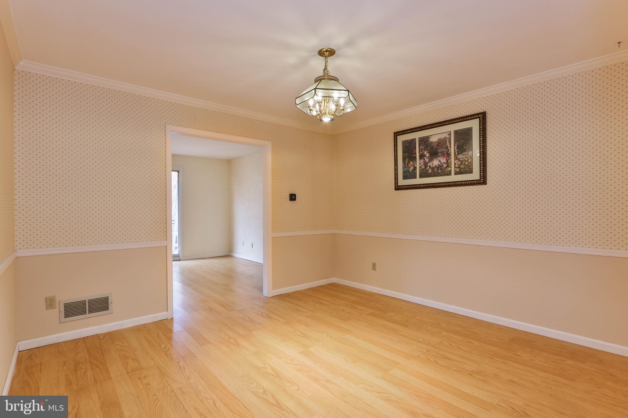 CLEARVIEW MANOR - Residential