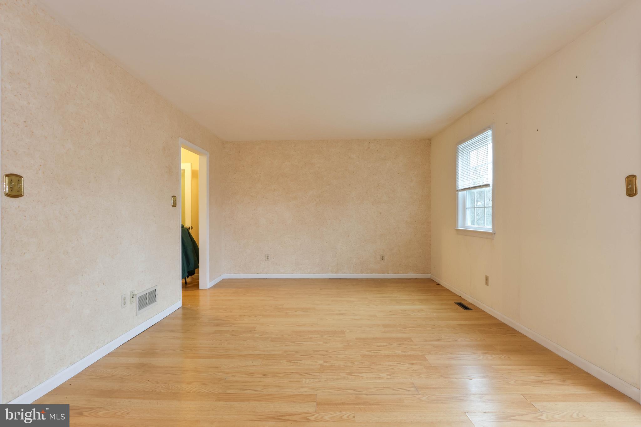 CLEARVIEW MANOR - Residential