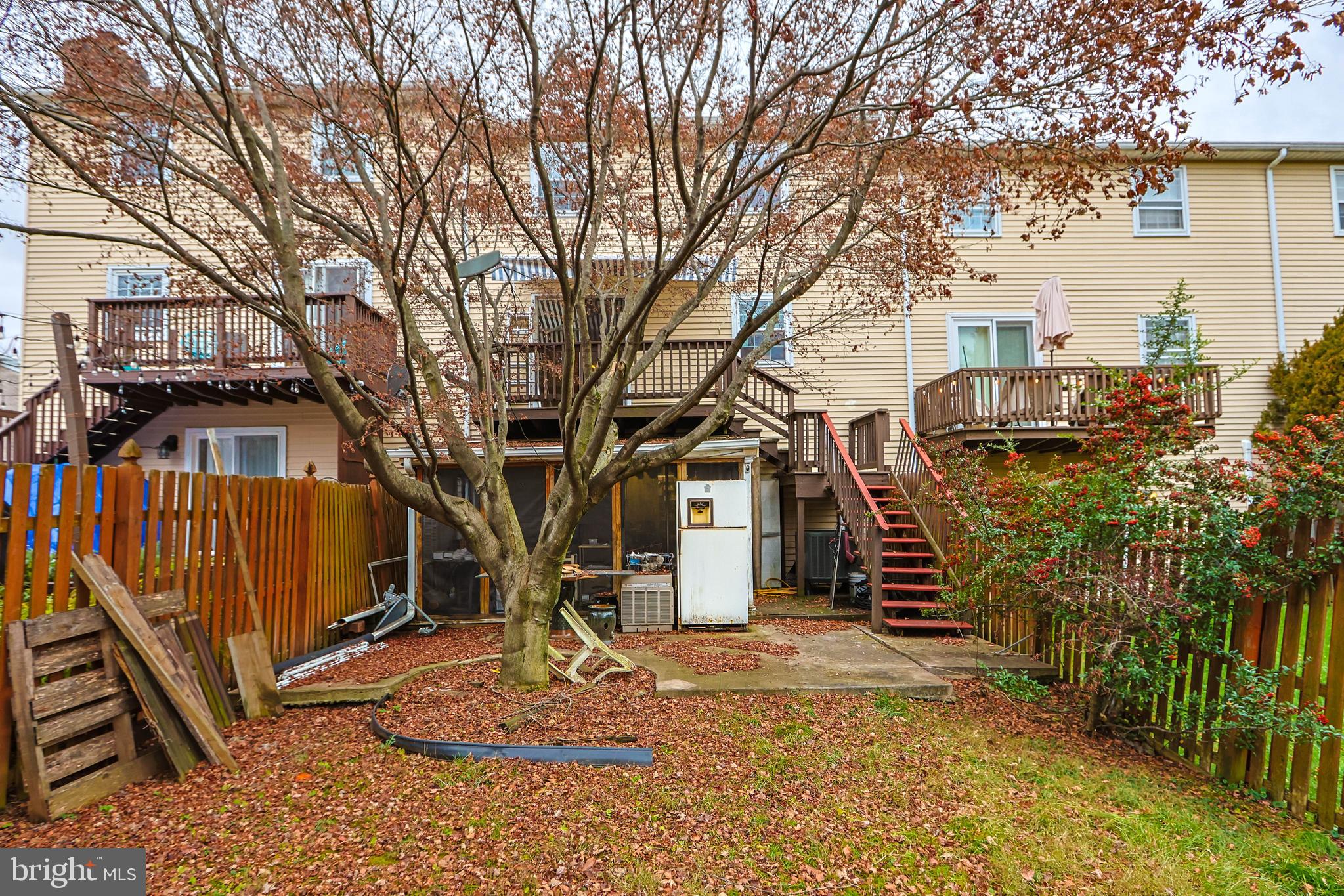 CLEARVIEW MANOR - Residential