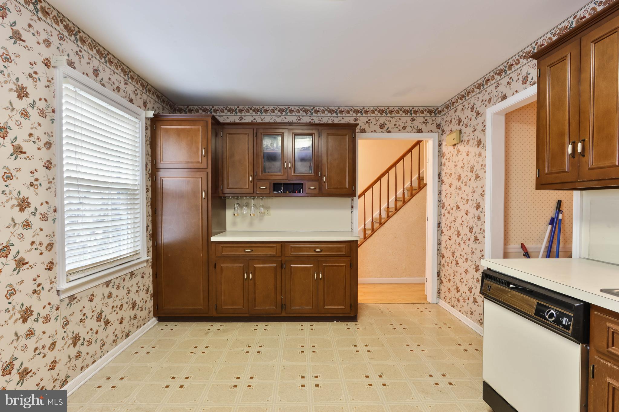 CLEARVIEW MANOR - Residential