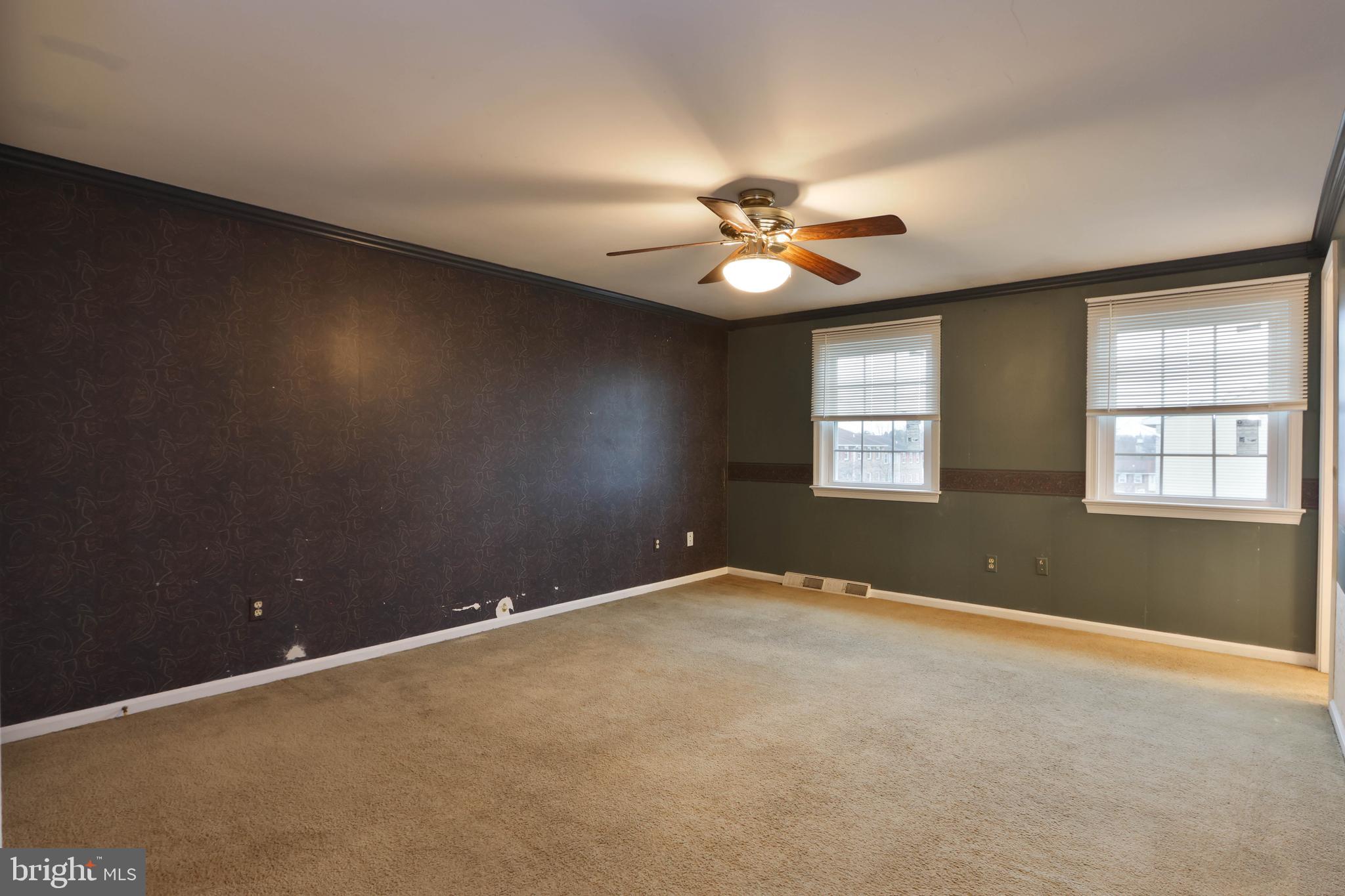 CLEARVIEW MANOR - Residential