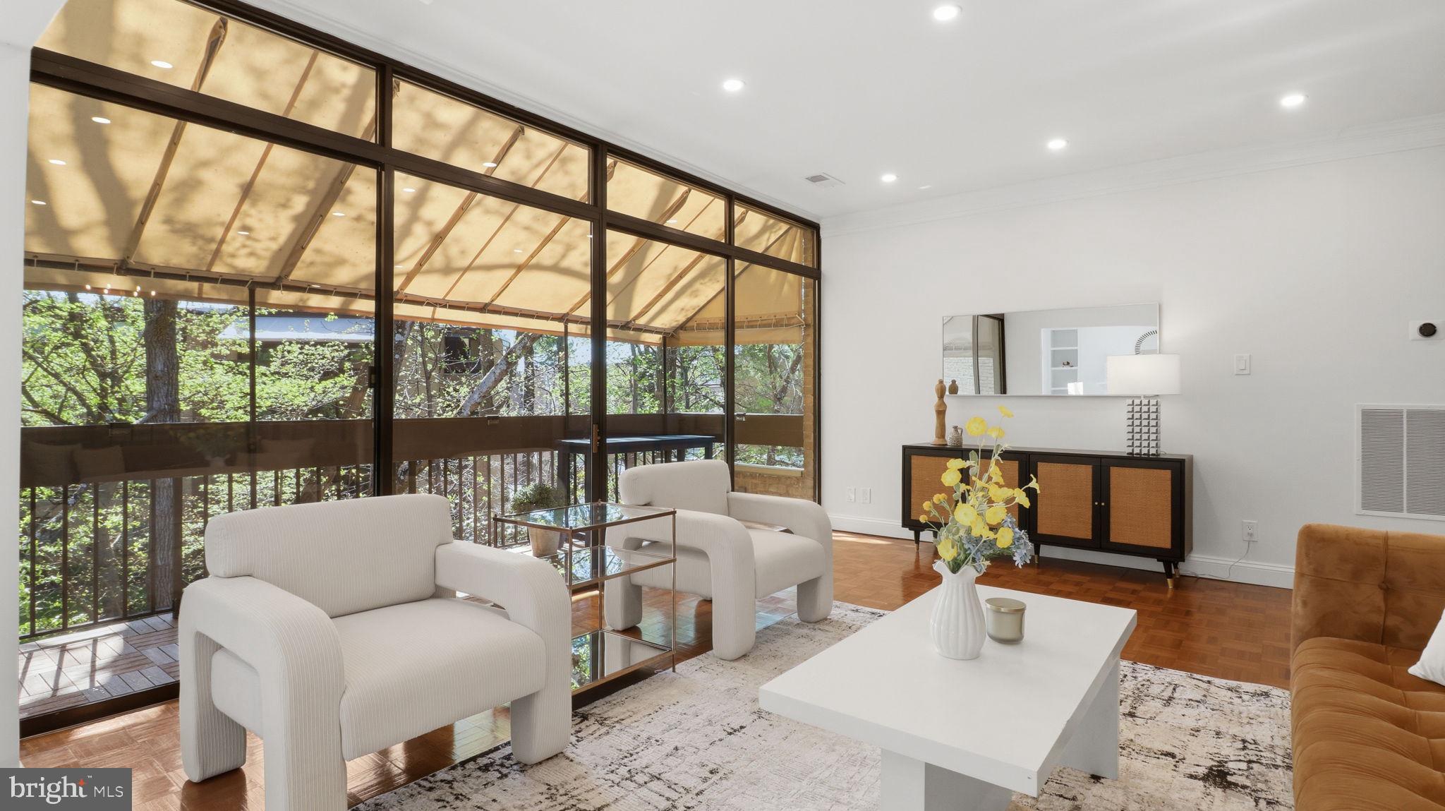 SUMNER VILLAGE - Residential