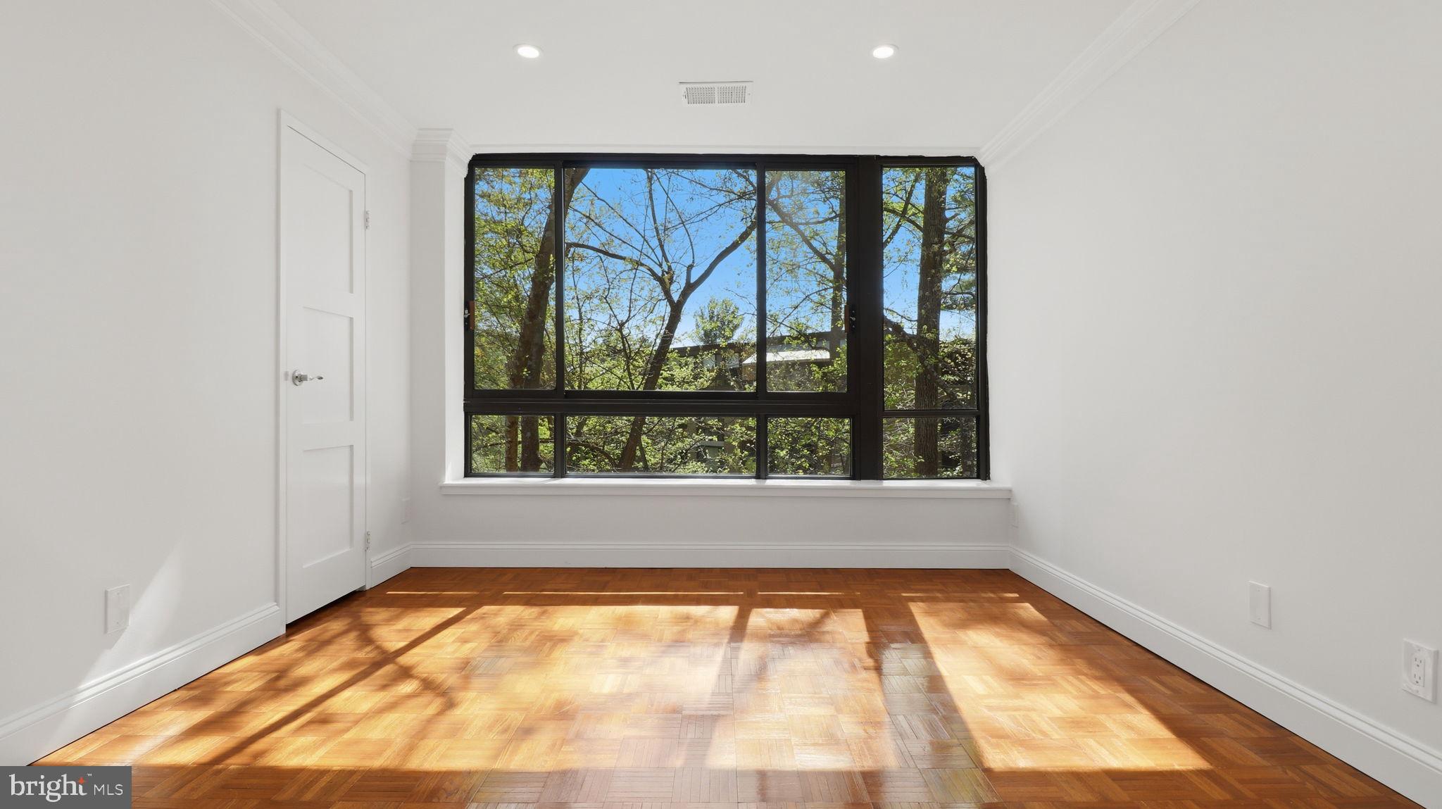 SUMNER VILLAGE - Residential