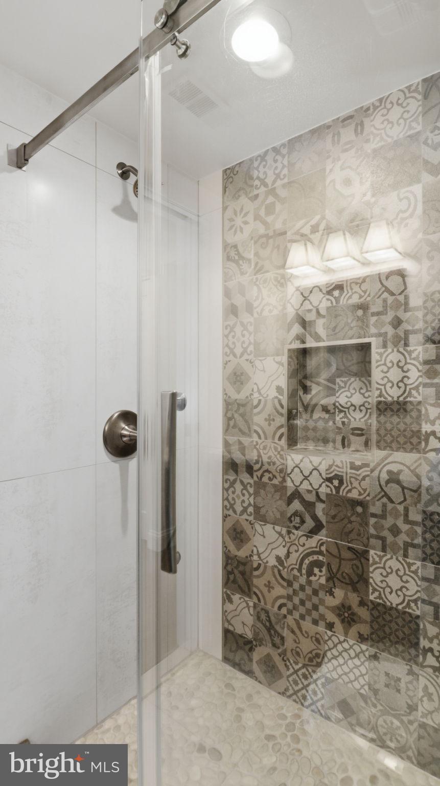 SUMNER VILLAGE - Residential