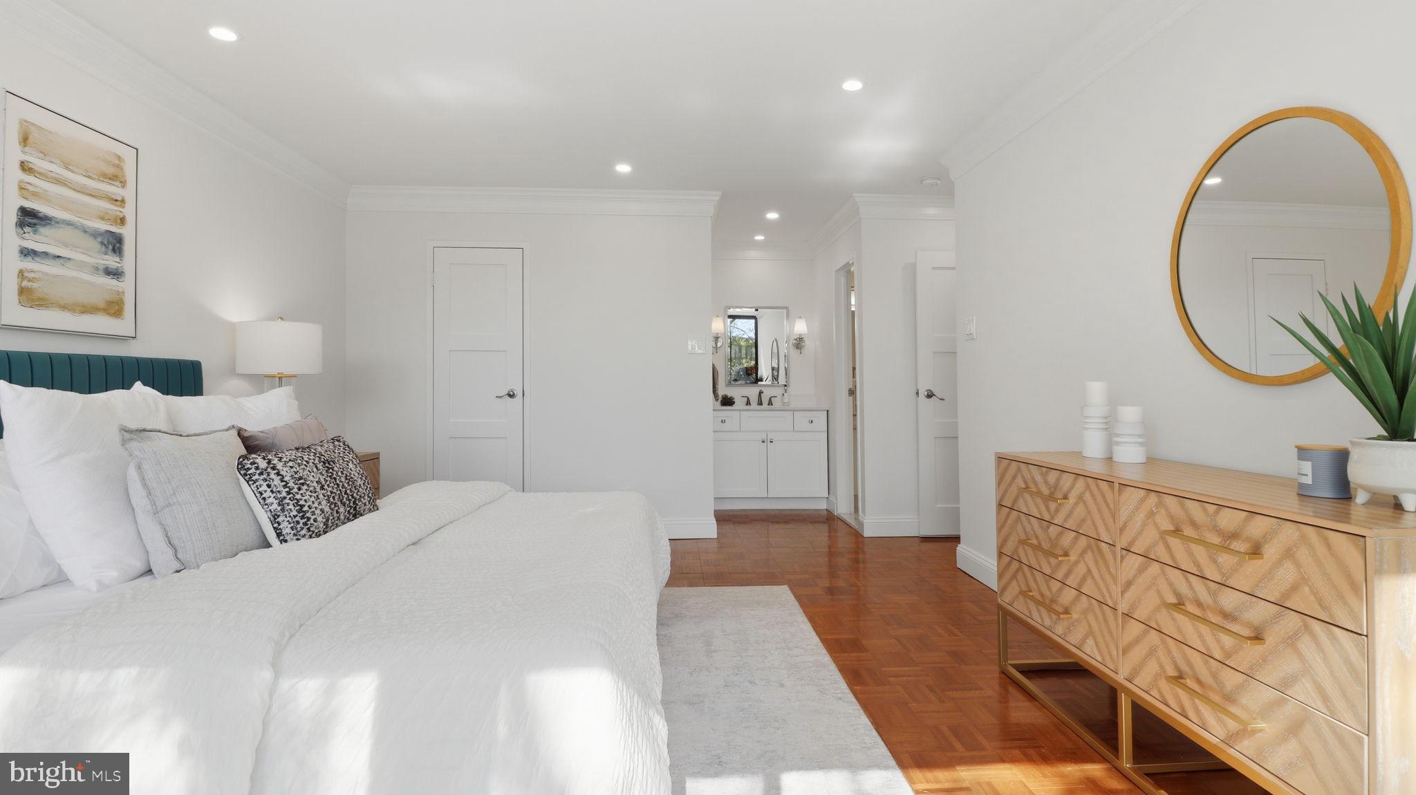 SUMNER VILLAGE - Residential