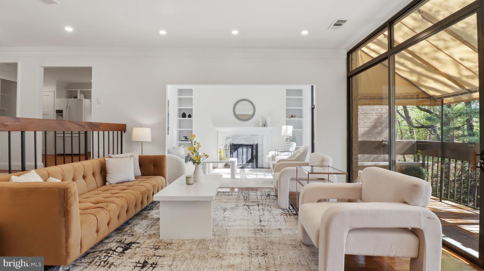 SUMNER VILLAGE - Residential