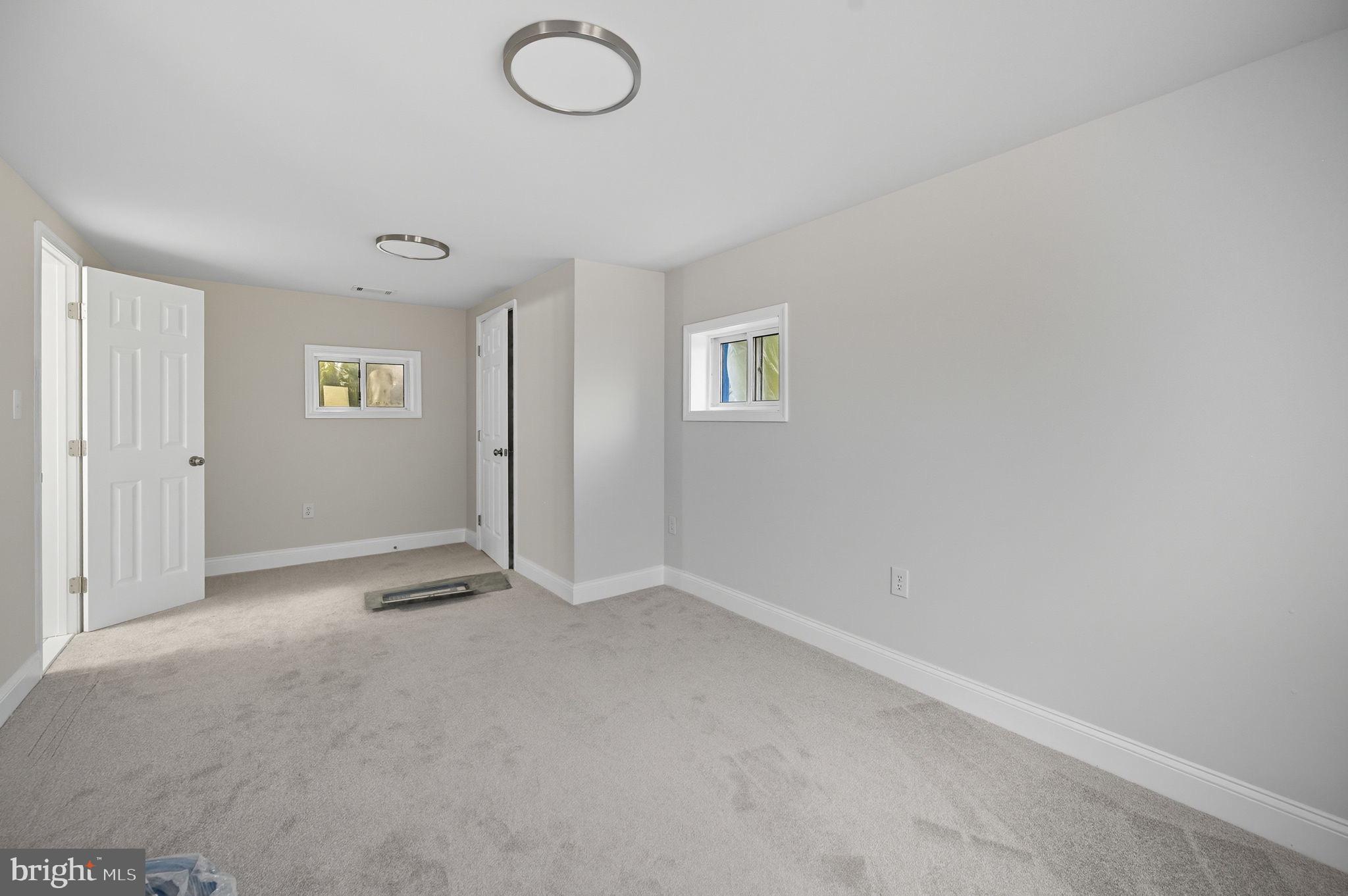 MAYFIELD - Residential