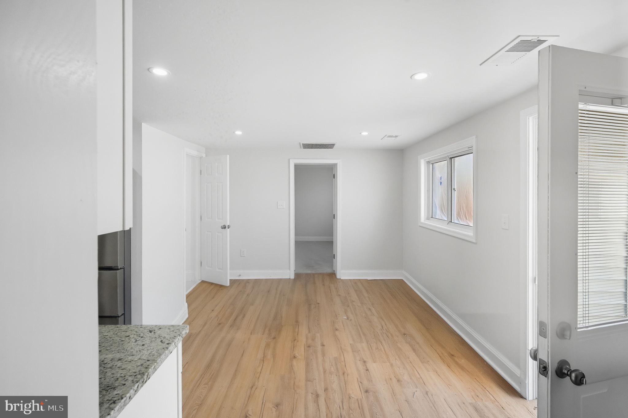 MAYFIELD - Residential