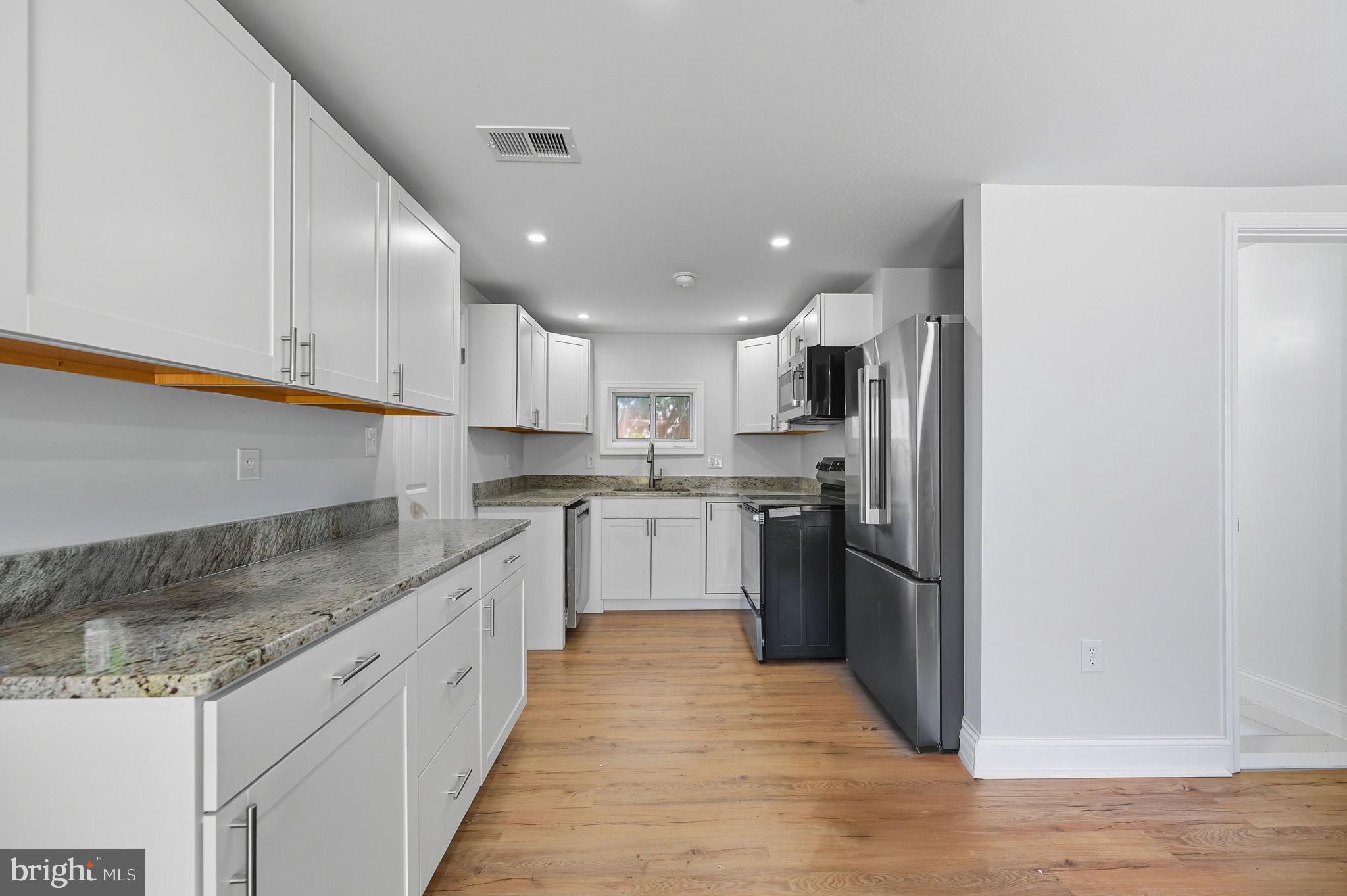 MAYFIELD - Residential