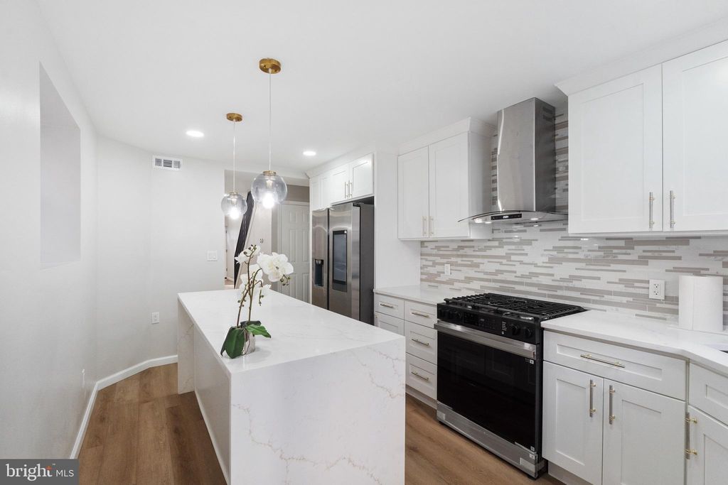 Photo of 1203 Moore Street, PHILADELPHIA, PA 19148 (MLS # PAPH2611502)