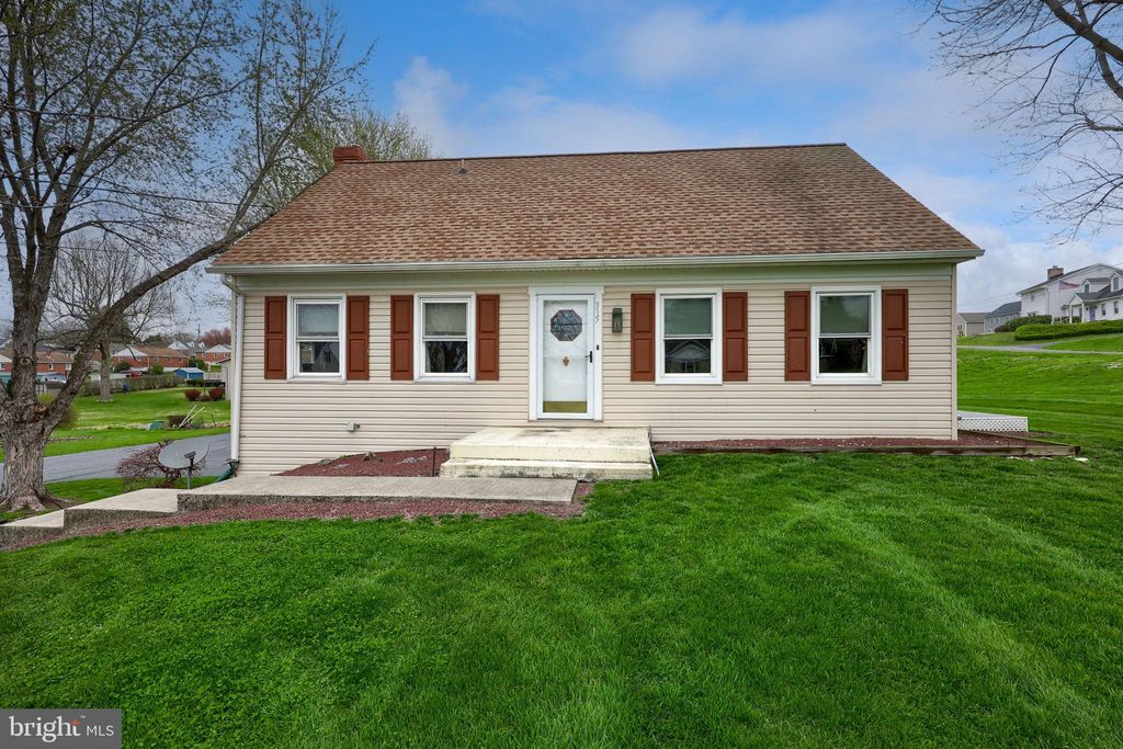 Photo of 315 Lampeter Road, LANCASTER, PA 17602 (MLS # PALA2081228)