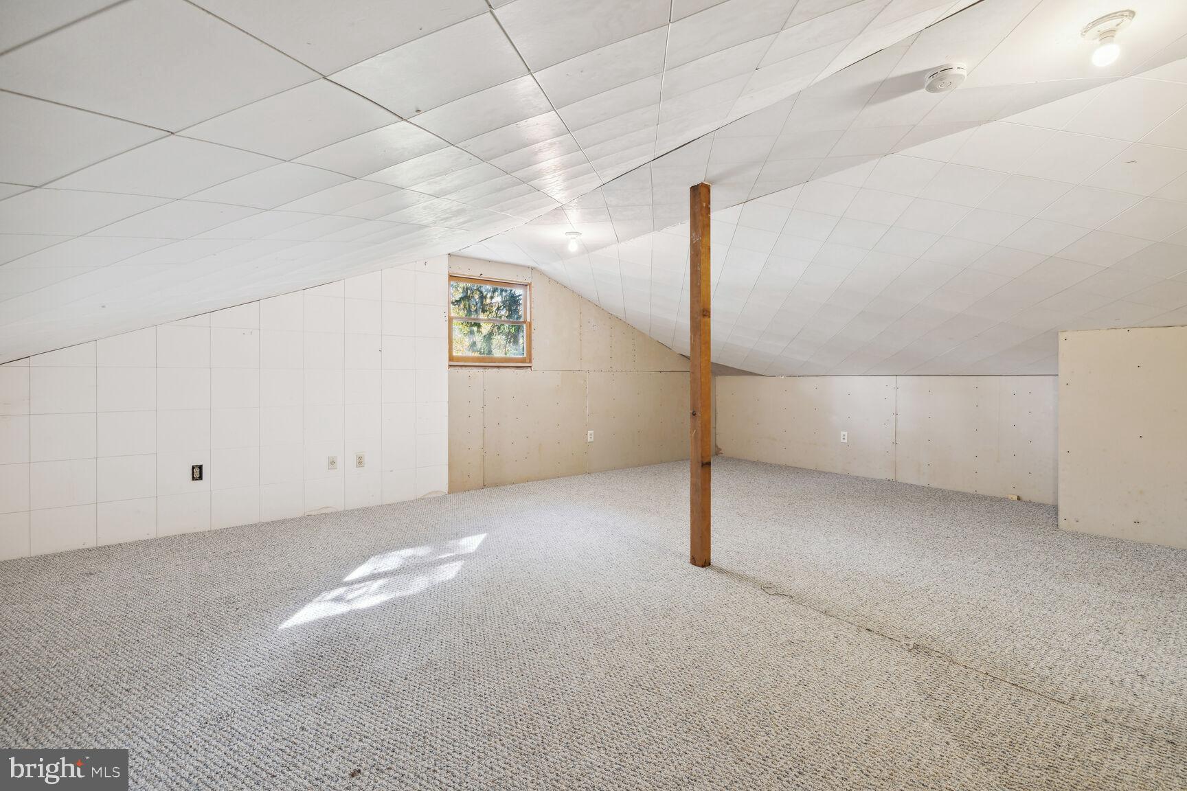 ASPEN HILL - Residential