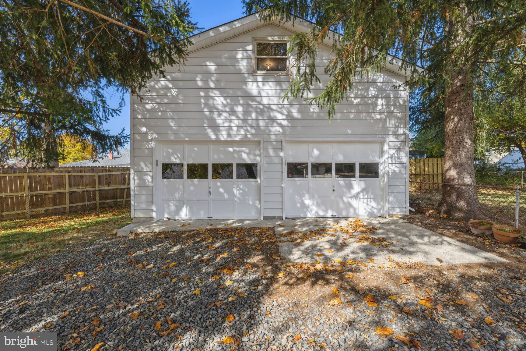 ASPEN HILL - Residential