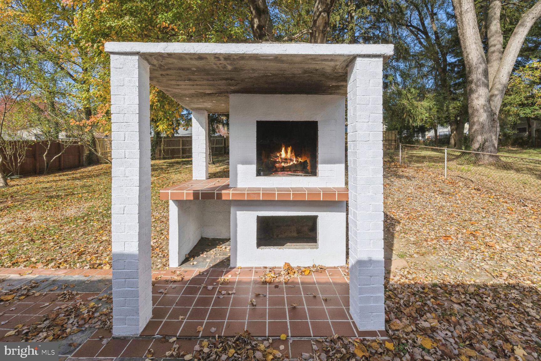 ASPEN HILL - Residential