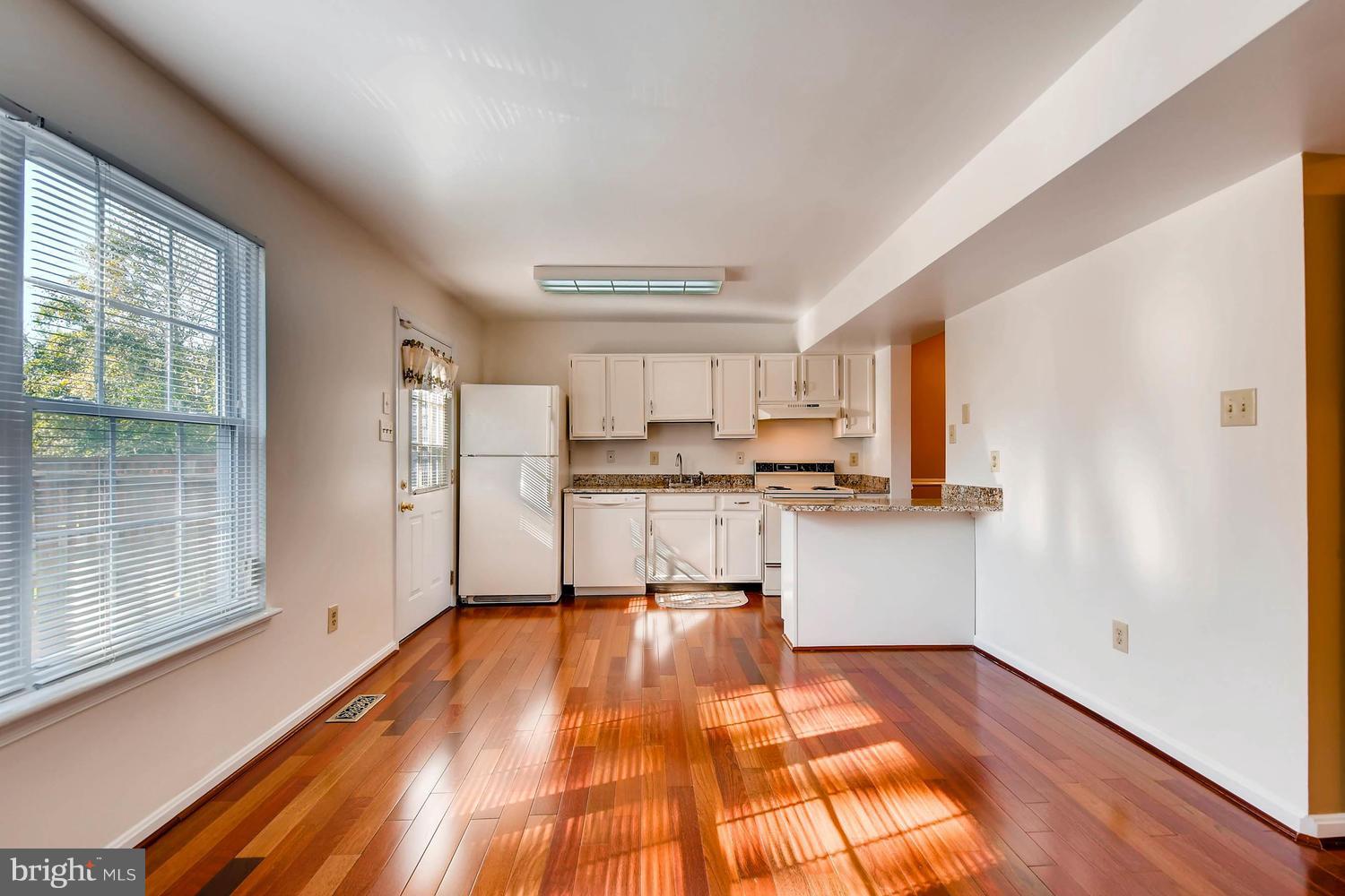 PINEDALE WOODS - Residential