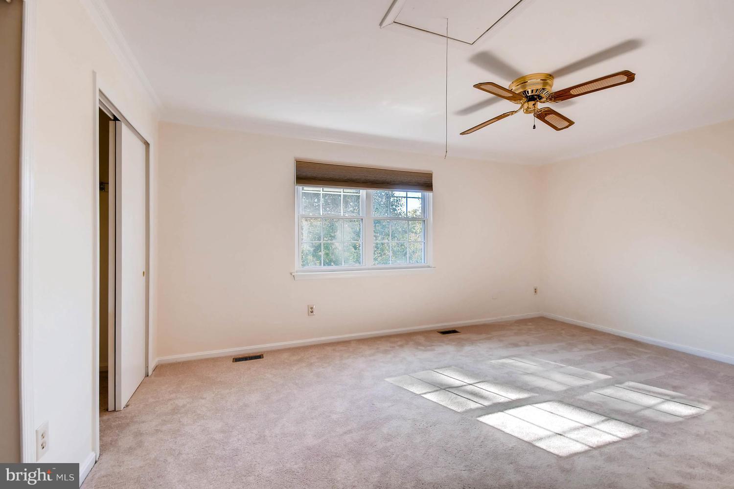 PINEDALE WOODS - Residential