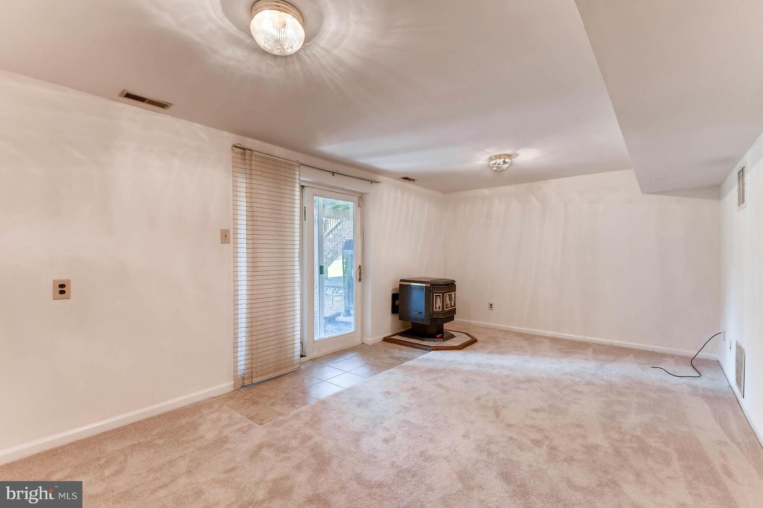 PINEDALE WOODS - Residential