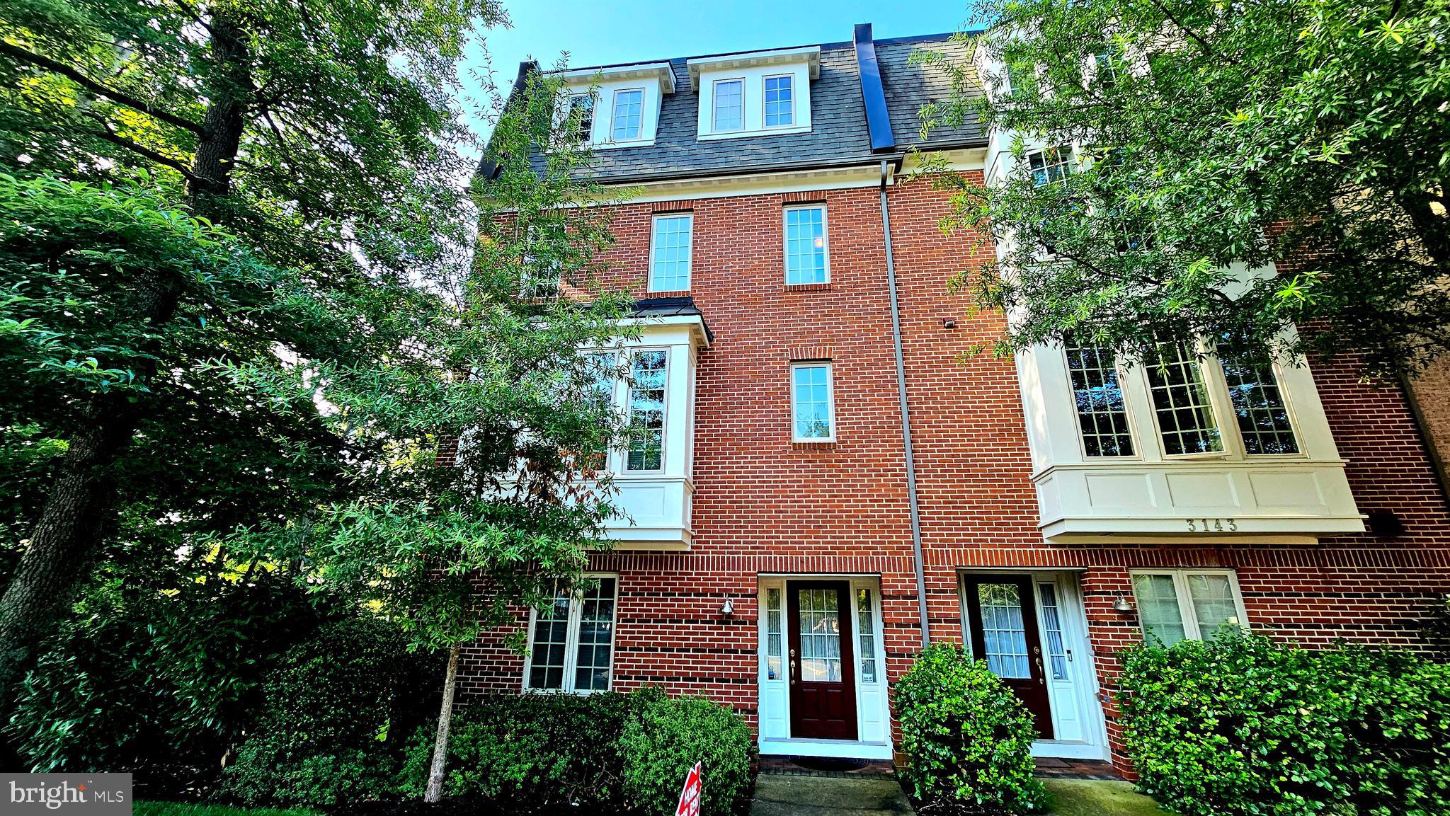 Stunning 4-Level End Unit Townhome with Rooftop Terrace & Prime Location!
Welcome to this beautifully upgraded luxury end-unit townhome offering four spacious levels, a 2-car garage, and an expansive rooftop terrace with sweeping views of the community playground—ideal for both relaxing and entertaining.
Inside, you'll find a gourmet kitchen with abundant cabinetry, sleek finishes, and a double wall oven. Elegant hardwood floors grace the main level and all staircases, while the sun-filled family room with a cozy fireplace invites you to unwind in style.
The top-level primary suite is your private sanctuary, complete with a soaking tub and separate shower.
All three bedrooms will have new none-carpet flooring installed.
Enjoy unbeatable convenience—steps to guest parking and the playground, a short walk to Mosaic Elementary, and just minutes to Fairfax Circle, with popular restaurants, shops, and Home Depot. Only 1 mile to Vienna Metro, with quick access to I-66 and Route 50.
No pets. Minimum credit score of 700 preferred. Owner is a licensed agent.