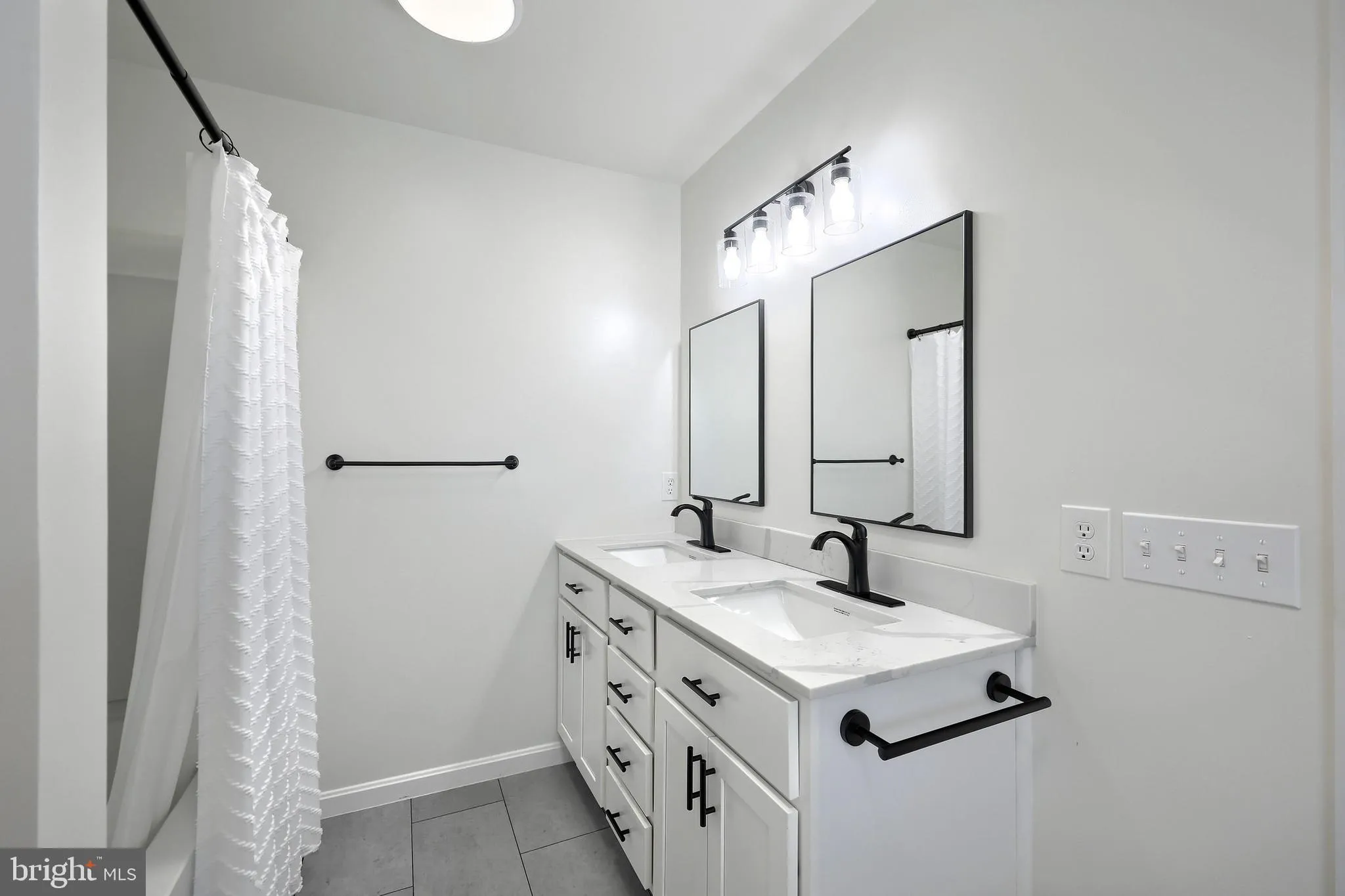 Lewisberry, Pennsylvania 17339, United States, 2 Bedrooms Bedrooms, ,3 BathroomsBathrooms,Residential,Coming Soon,177656